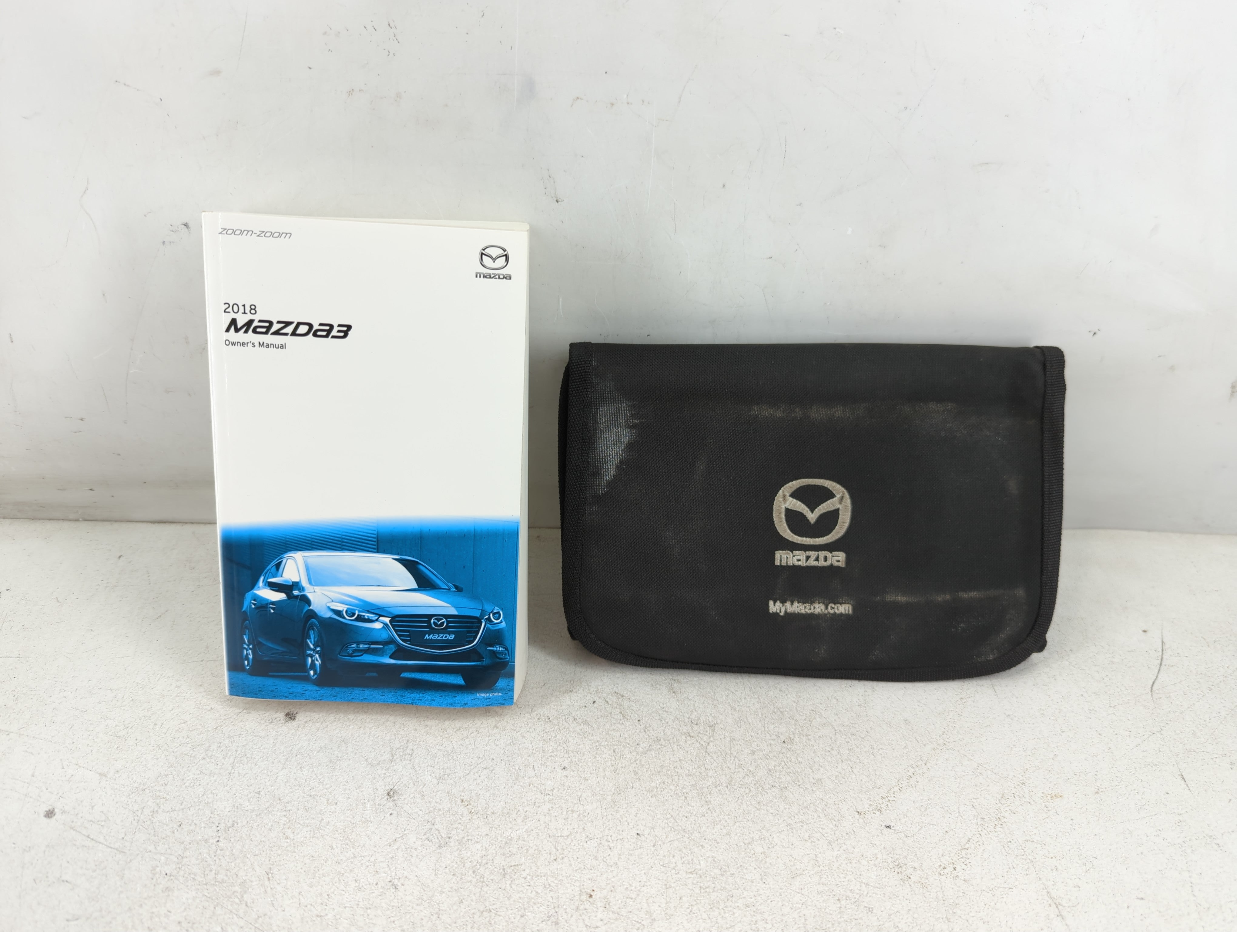 2018 Mazda 3 Owners Manual Book Guide P/N:9999-95-038C-18 OEM Used Auto Parts - Oemusedautoparts1.com