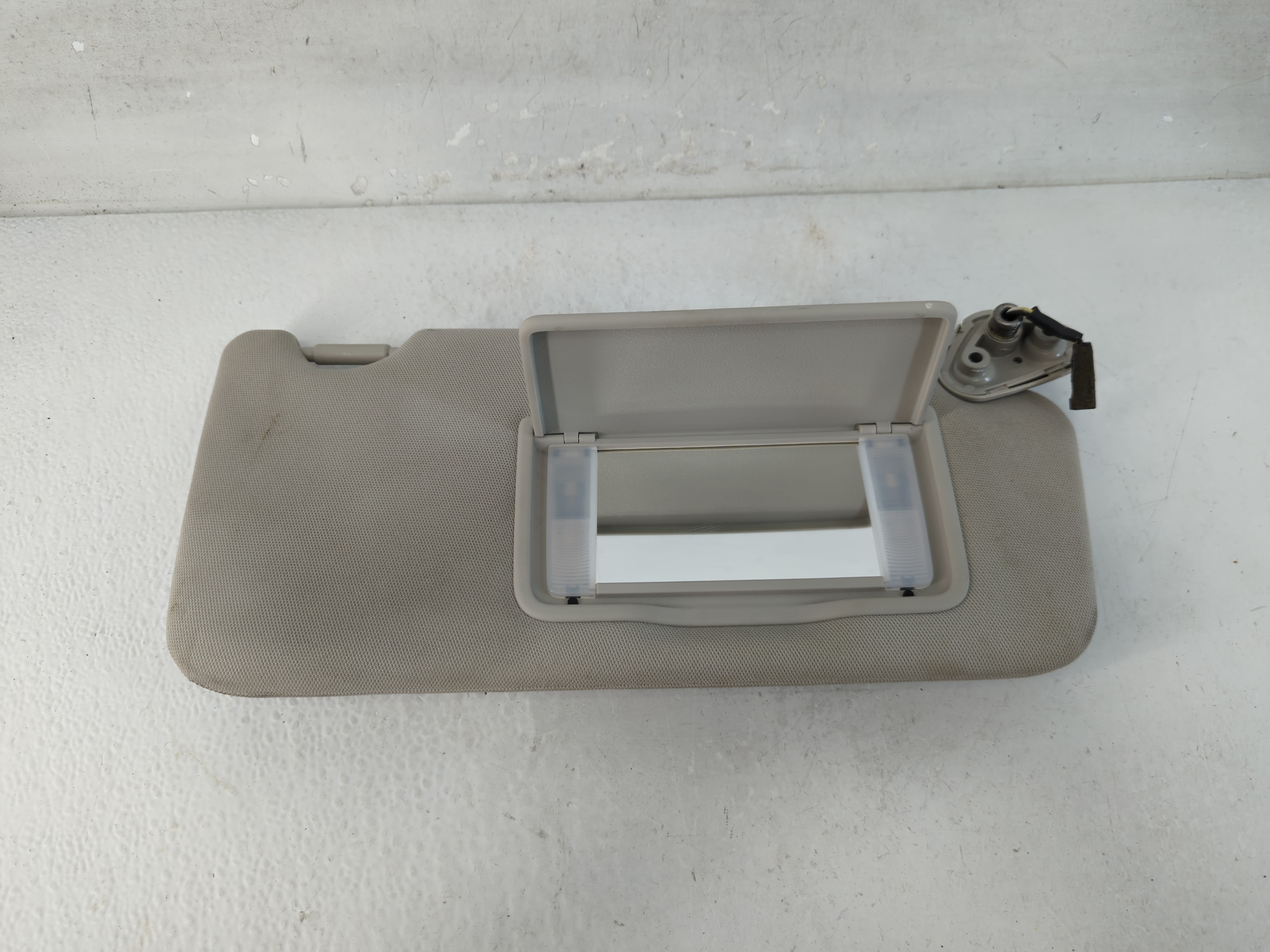 2010-2014 Subaru Legacy Sun Visor Shade Replacement Passenger Right Mirror Fits Fits 2010 2011 2012 2013 2014 OEM Used Auto Parts - Oemusedautoparts1.com