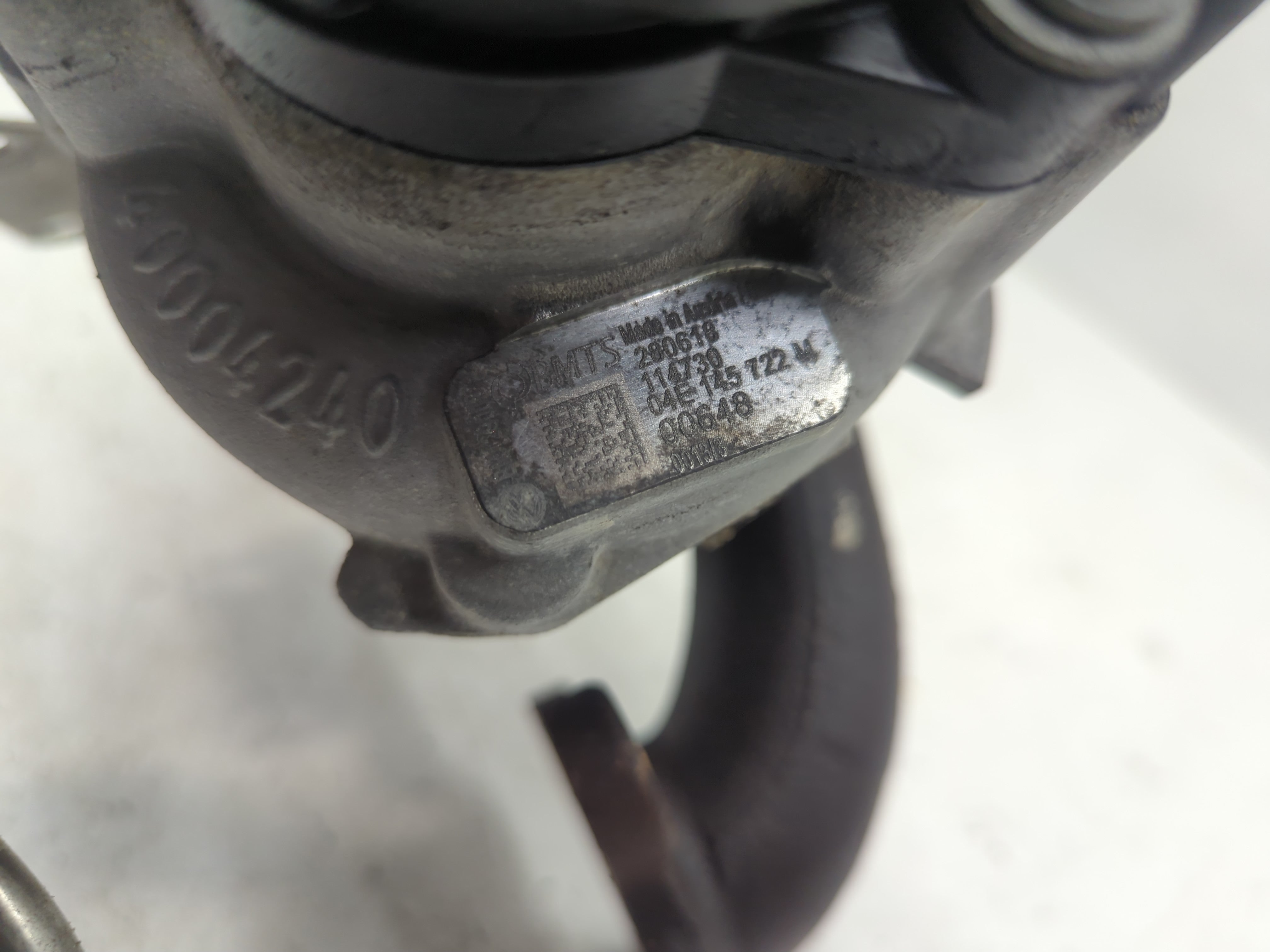 2019 Volkswagen Jetta Turbocharger Exhaust Manifold With Turbo Charger - Oemusedautoparts1.com