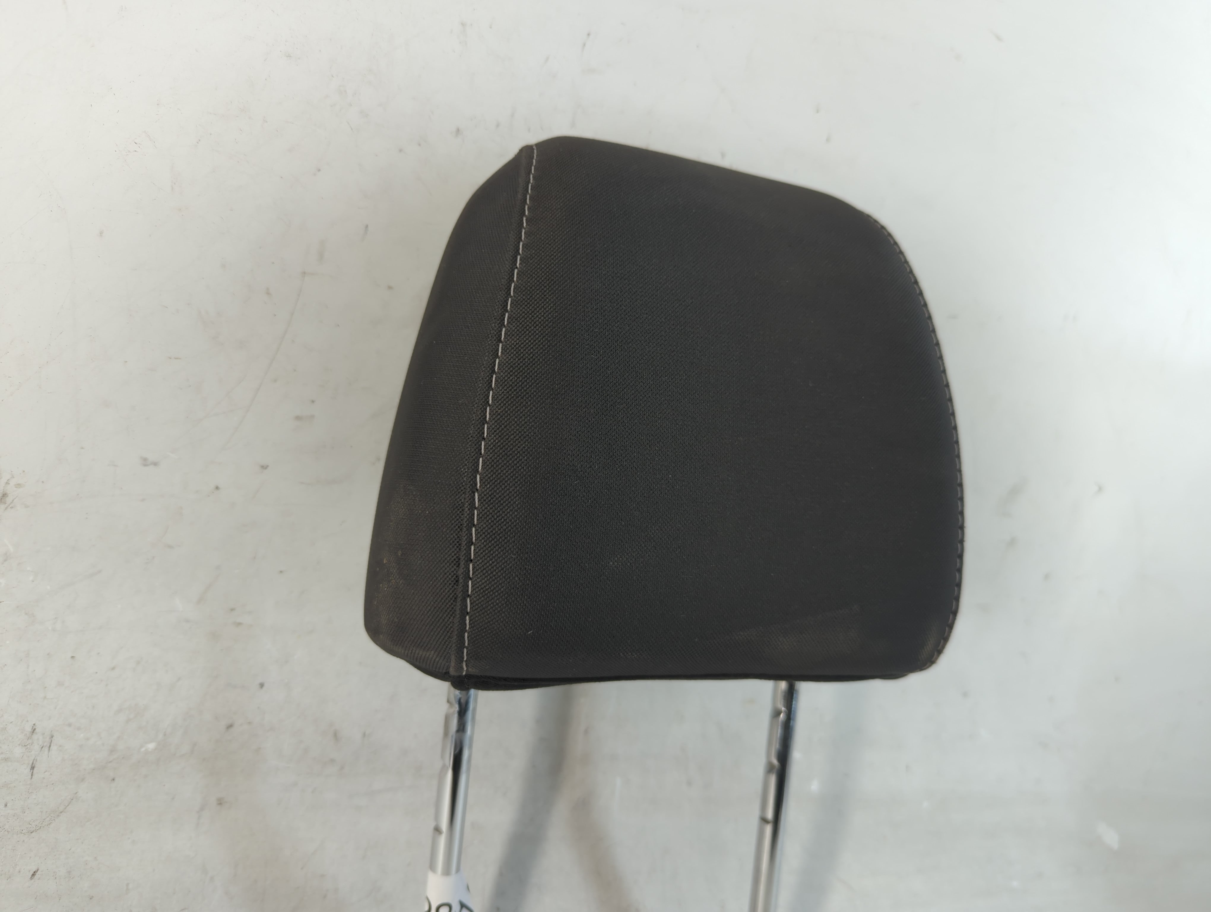 2017 Ford Escape Headrest Head Rest Front Driver Passenger Seat Fits OEM Used Auto Parts - Oemusedautoparts1.com