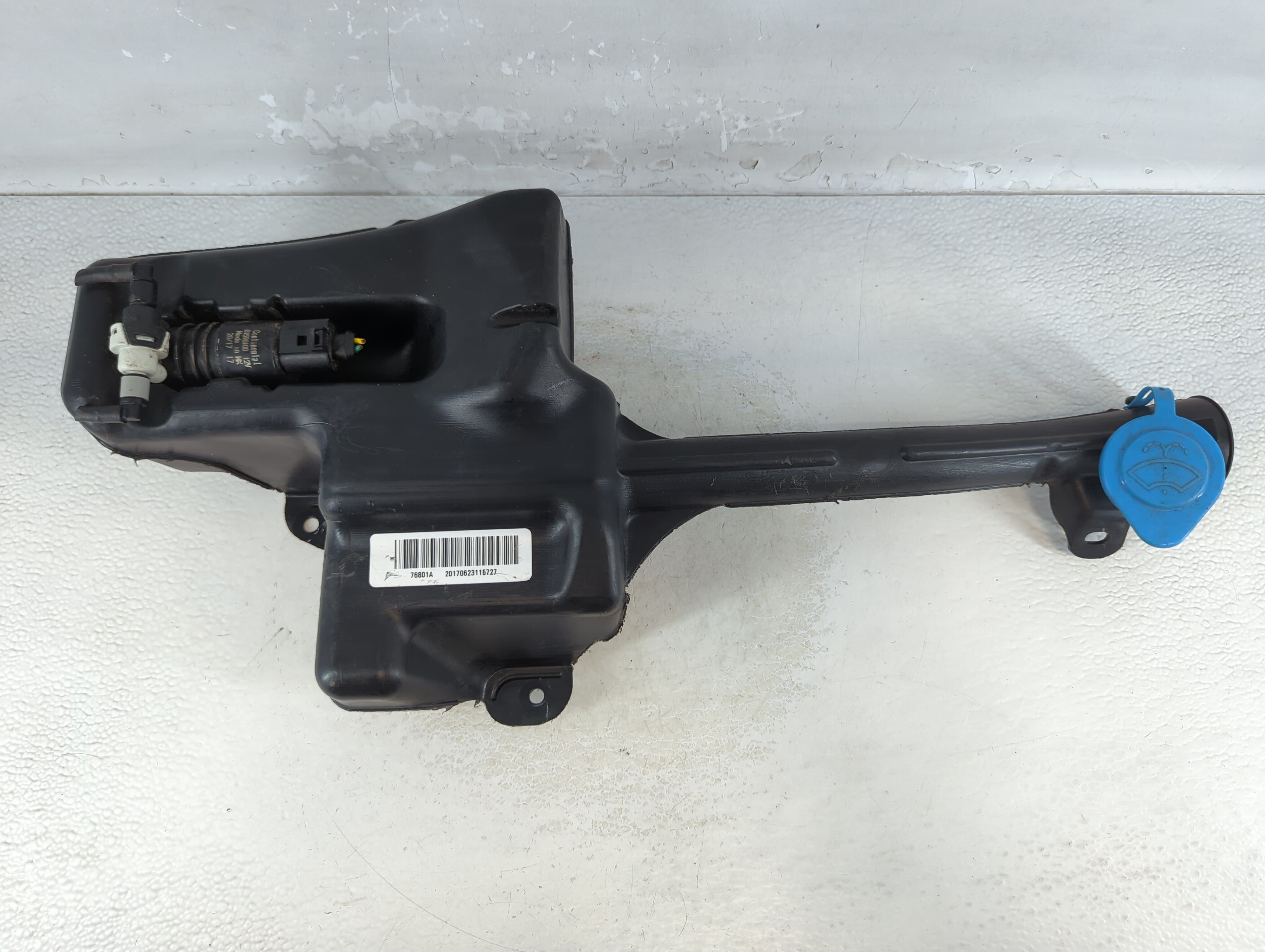 2018 Honda Odyssey Windshield Washer Fluid Reservoir Bottle Oem - Oemusedautoparts1.com
