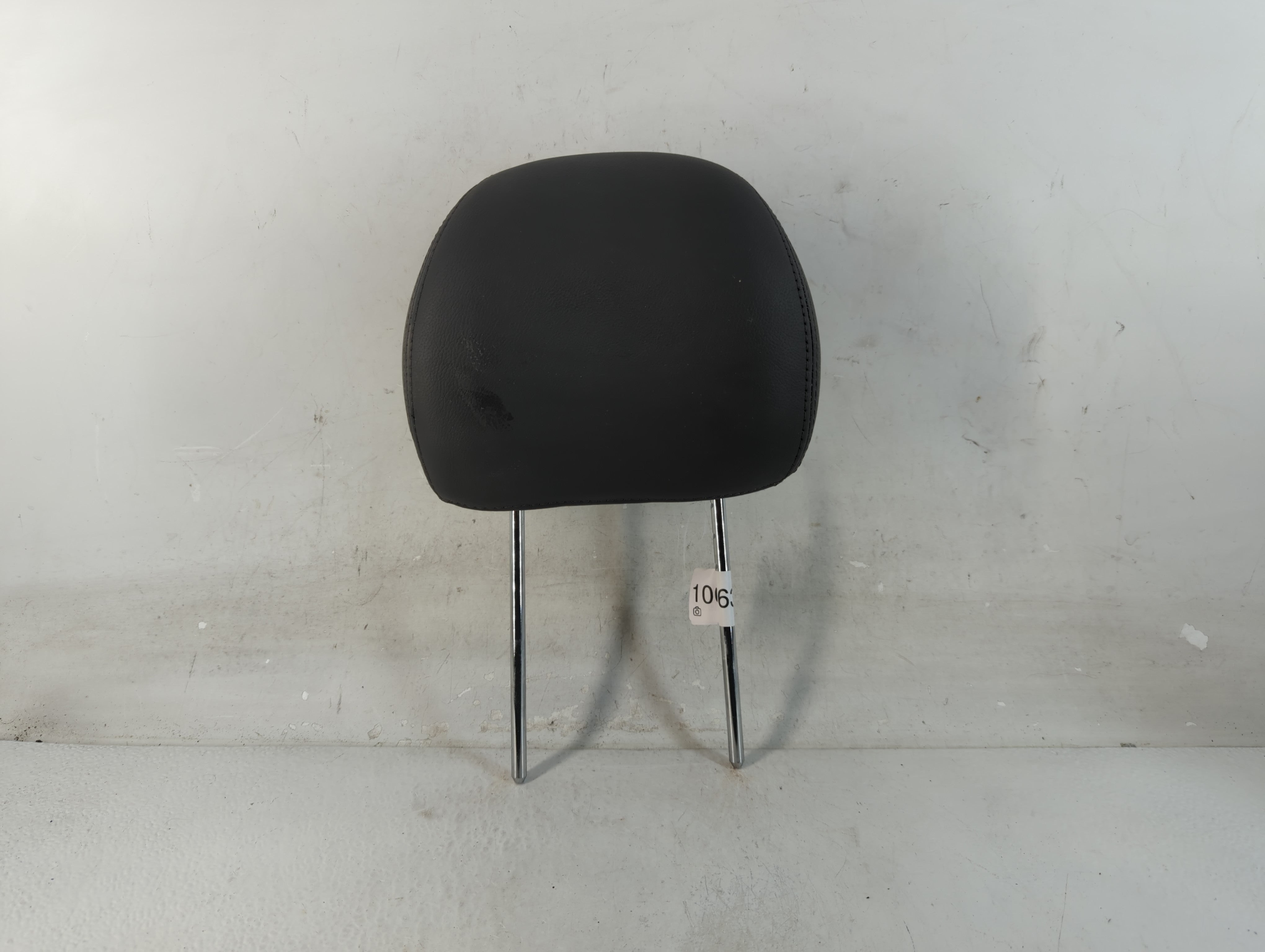 2011-2012 Hyundai Sonata Headrest Head Rest Front Driver Passenger Seat Fits Fits 2011 2012 OEM Used Auto Parts - Oemusedautoparts1.com