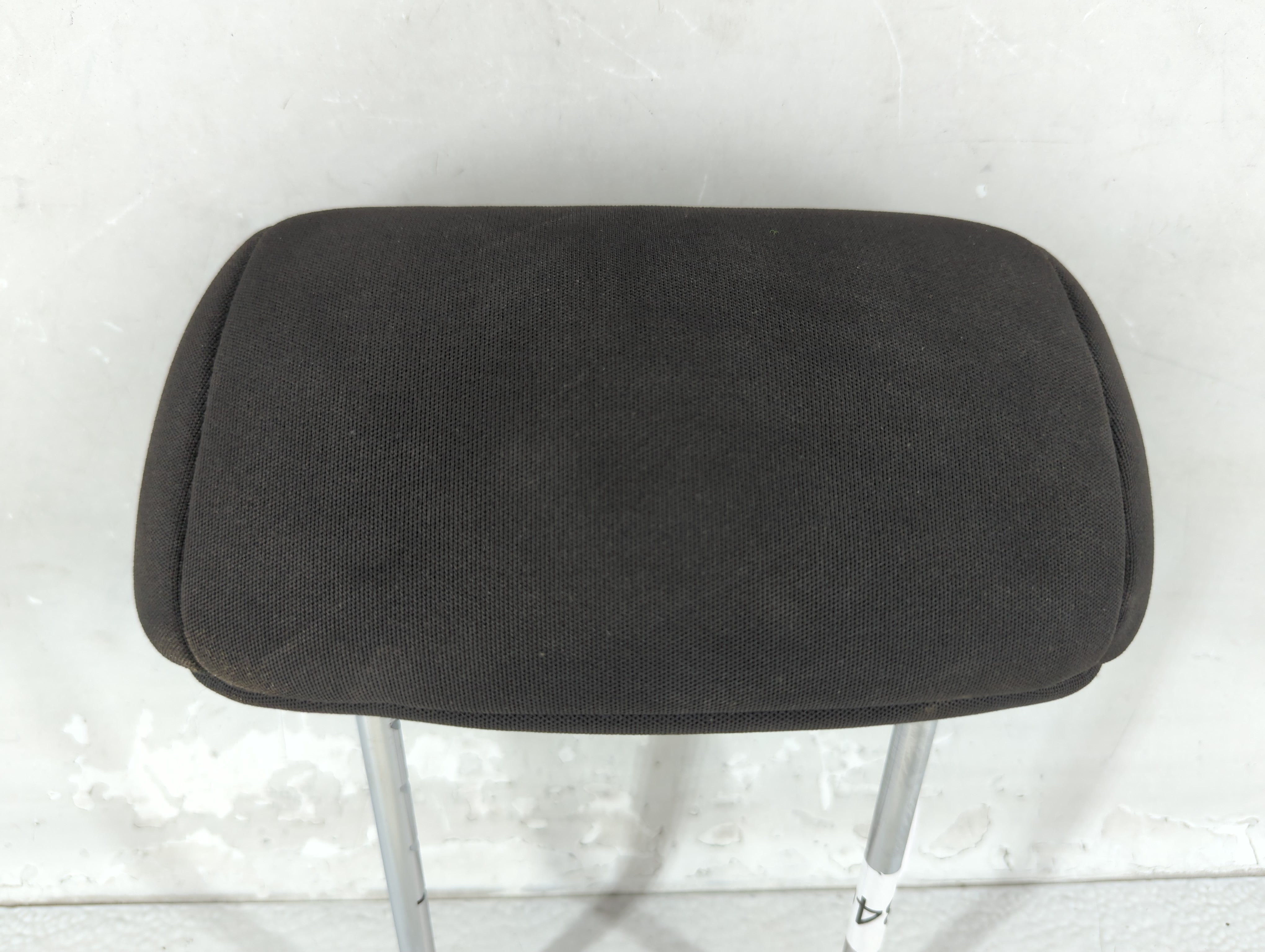 2013-2017 Hyundai Elantra Headrest Head Rest Rear Seat Fits Fits 2013 2014 2015 2016 2017 OEM Used Auto Parts - Oemusedautoparts1.com
