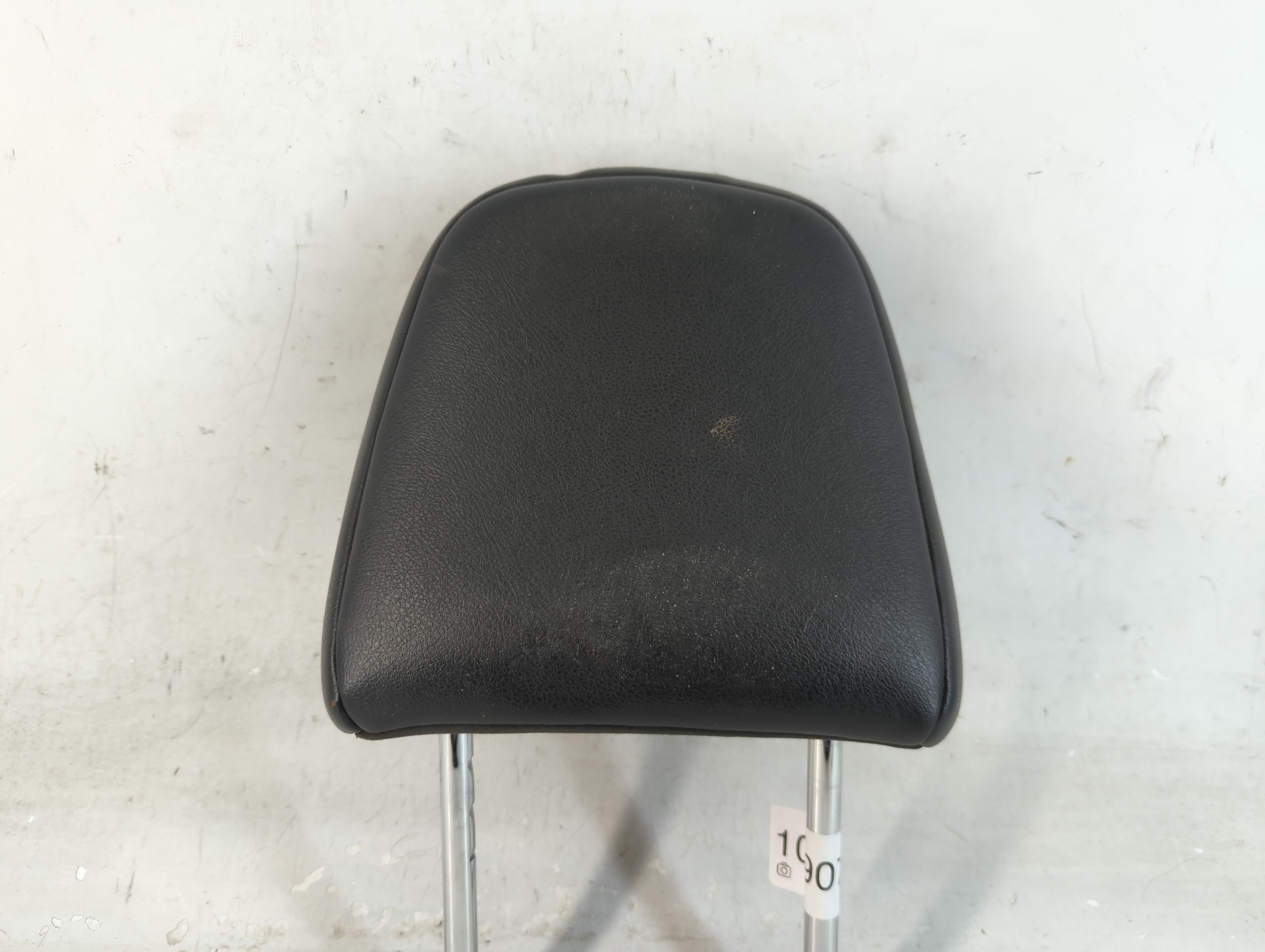 2012-2020 Toyota Sienna Headrest Head Rest Front Driver Passenger Seat Fits Fits 2012 2013 2014 2015 2016 2017 2018 2019 2020 OEM Used Auto Parts - Oemusedautoparts1.com
