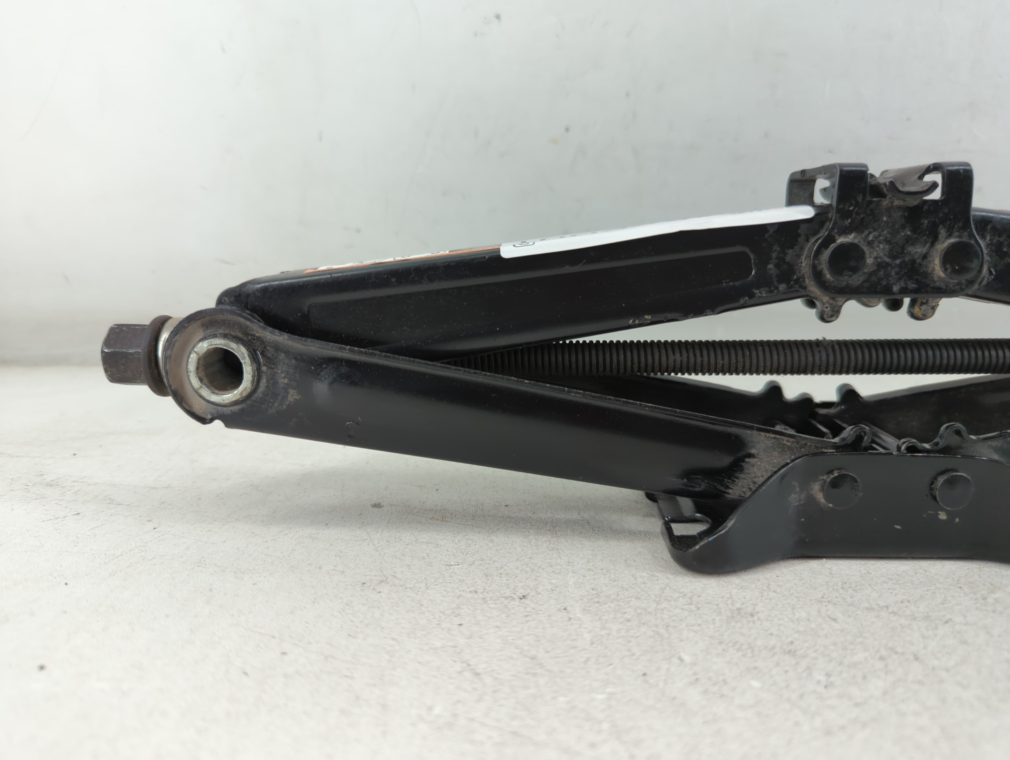 2012 Chevrolet Cruze Spare Scissor Car Jack - Oemusedautoparts1.com