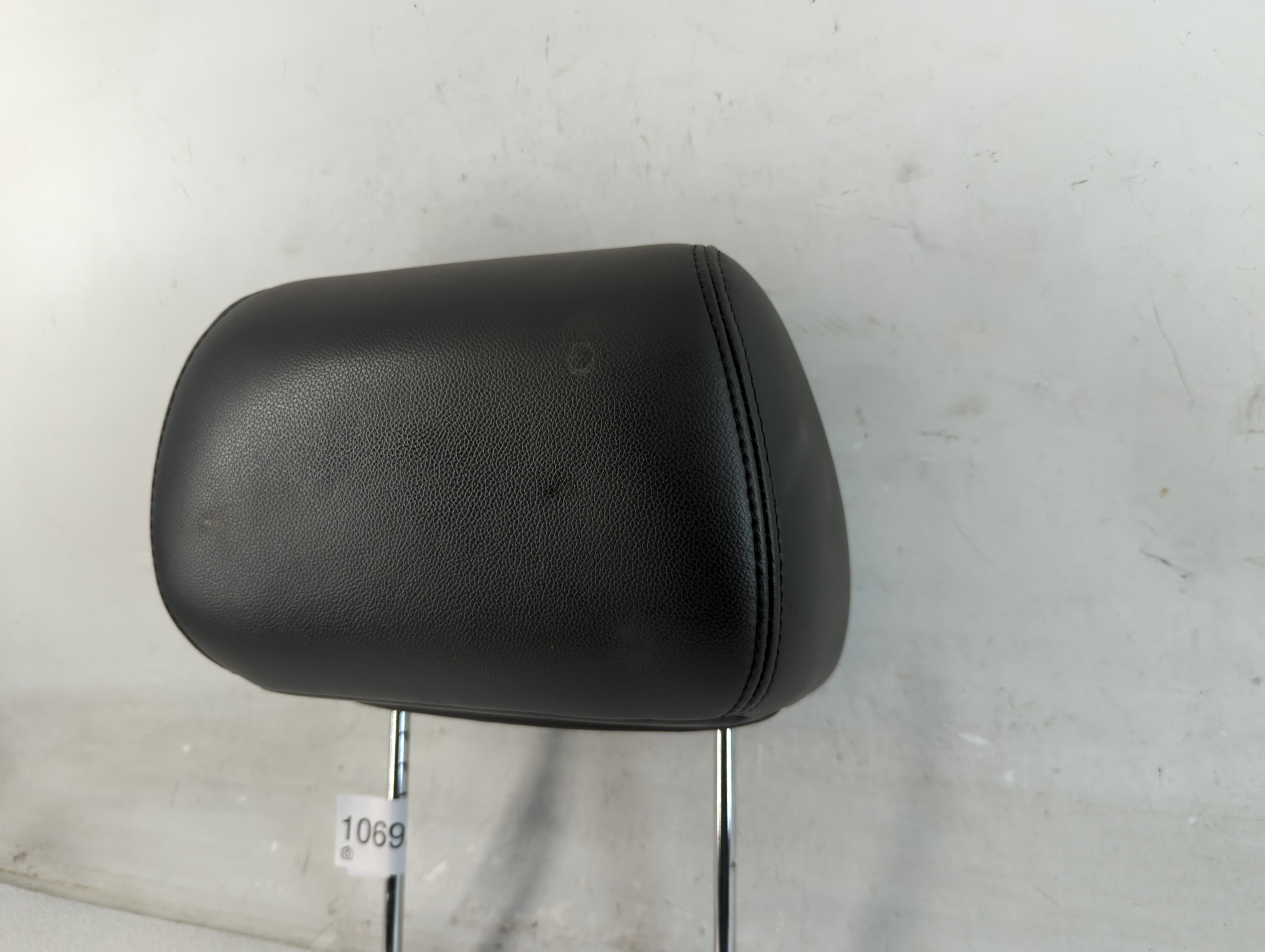 2011 Chevrolet Tahoe Headrest Head Rest Front Driver Passenger Seat Fits OEM Used Auto Parts - Oemusedautoparts1.com