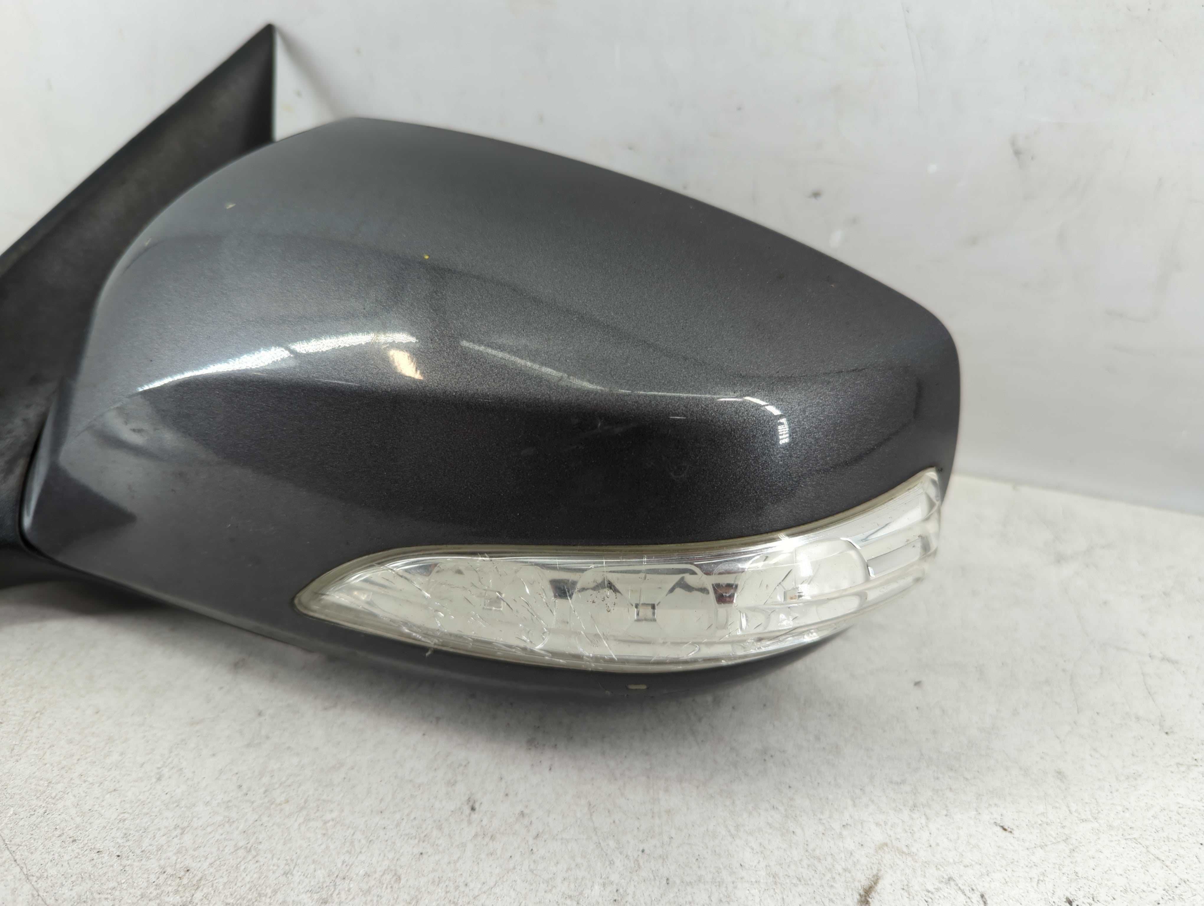 2009-2016 Hyundai Genesis Side Mirror Replacement Driver Left View Door Mirror P/N:IIIE13027375 Fits OEM Used Auto Parts - Oemusedautoparts1.com