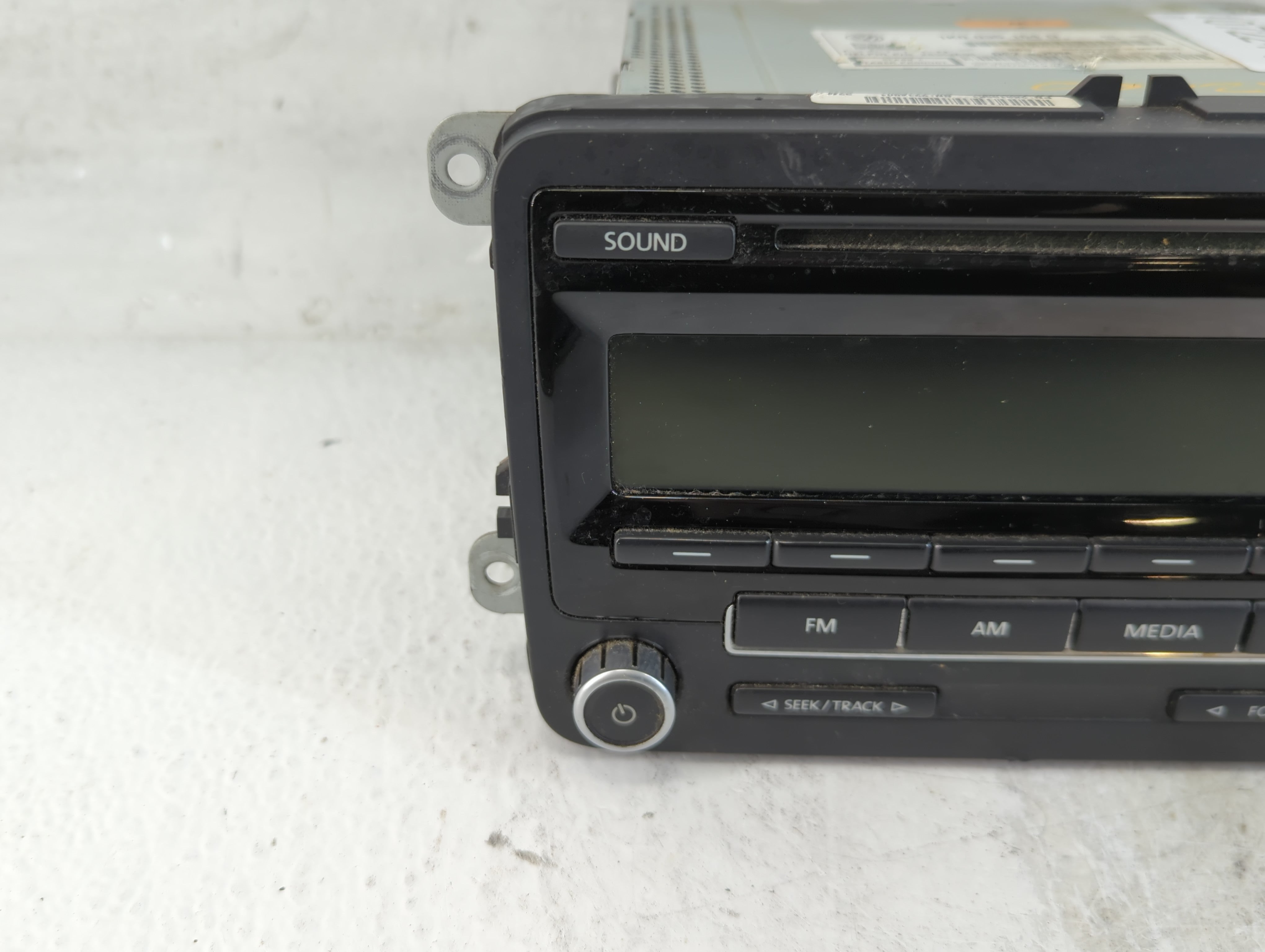 2011-2014 Volkswagen Jetta Radio AM FM Cd Player Receiver Replacement P/N:1K0 035 164 D Fits Fits 2011 2012 2013 2014 2015 2016 OEM Used Auto Parts - Oemusedautoparts1.com
