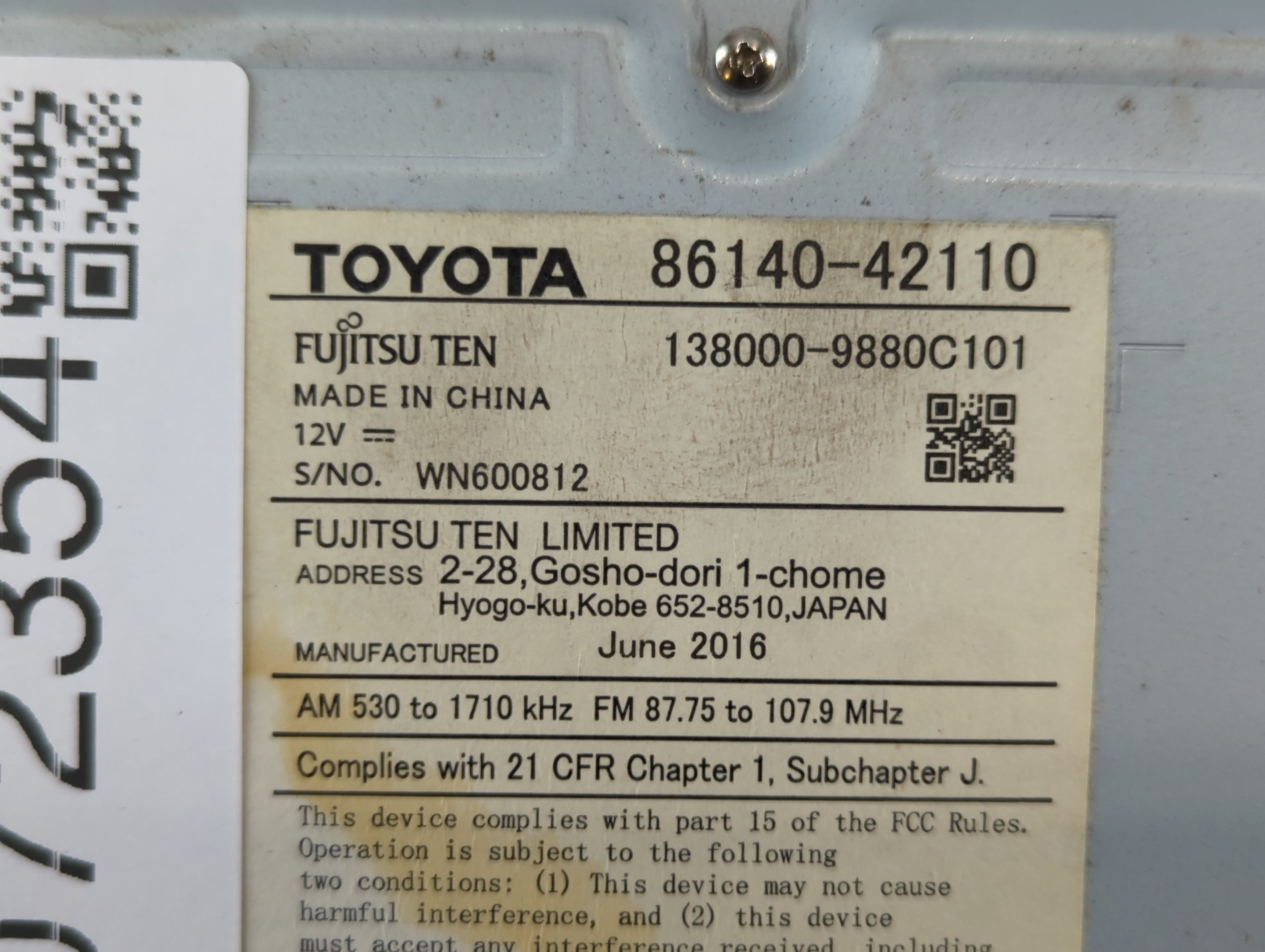 2016-2018 Toyota Rav4 Radio AM FM Cd Player Receiver Replacement P/N:86140-42110 Fits Fits 2016 2017 2018 OEM Used Auto Parts - Oemusedautoparts1.com