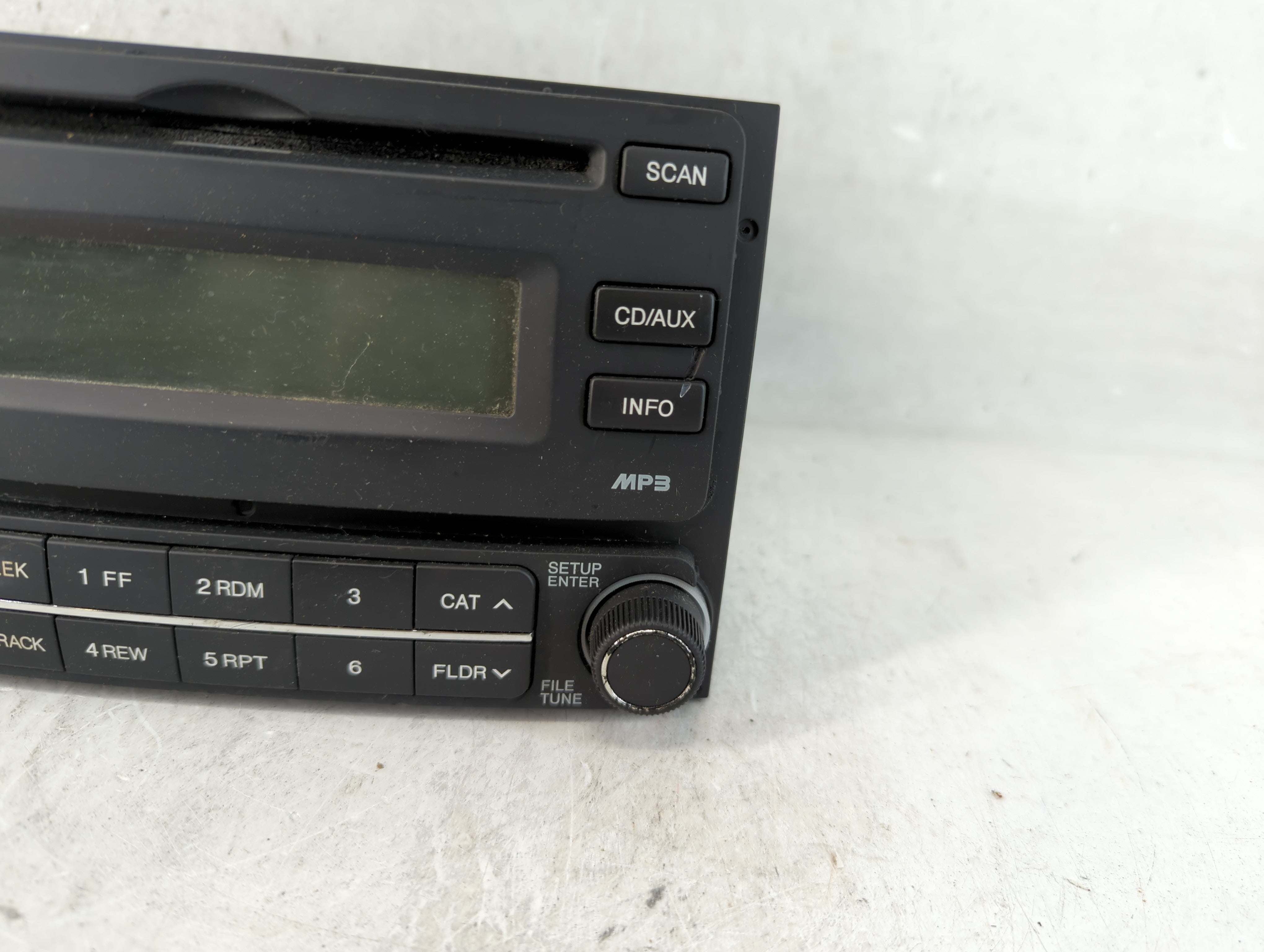 2007-2010 Hyundai Elantra Radio AM FM Cd Player Receiver Replacement P/N:96160-2H5309Y Fits Fits 2007 2008 2009 2010 OEM Used Auto Parts - Oemusedautoparts1.com
