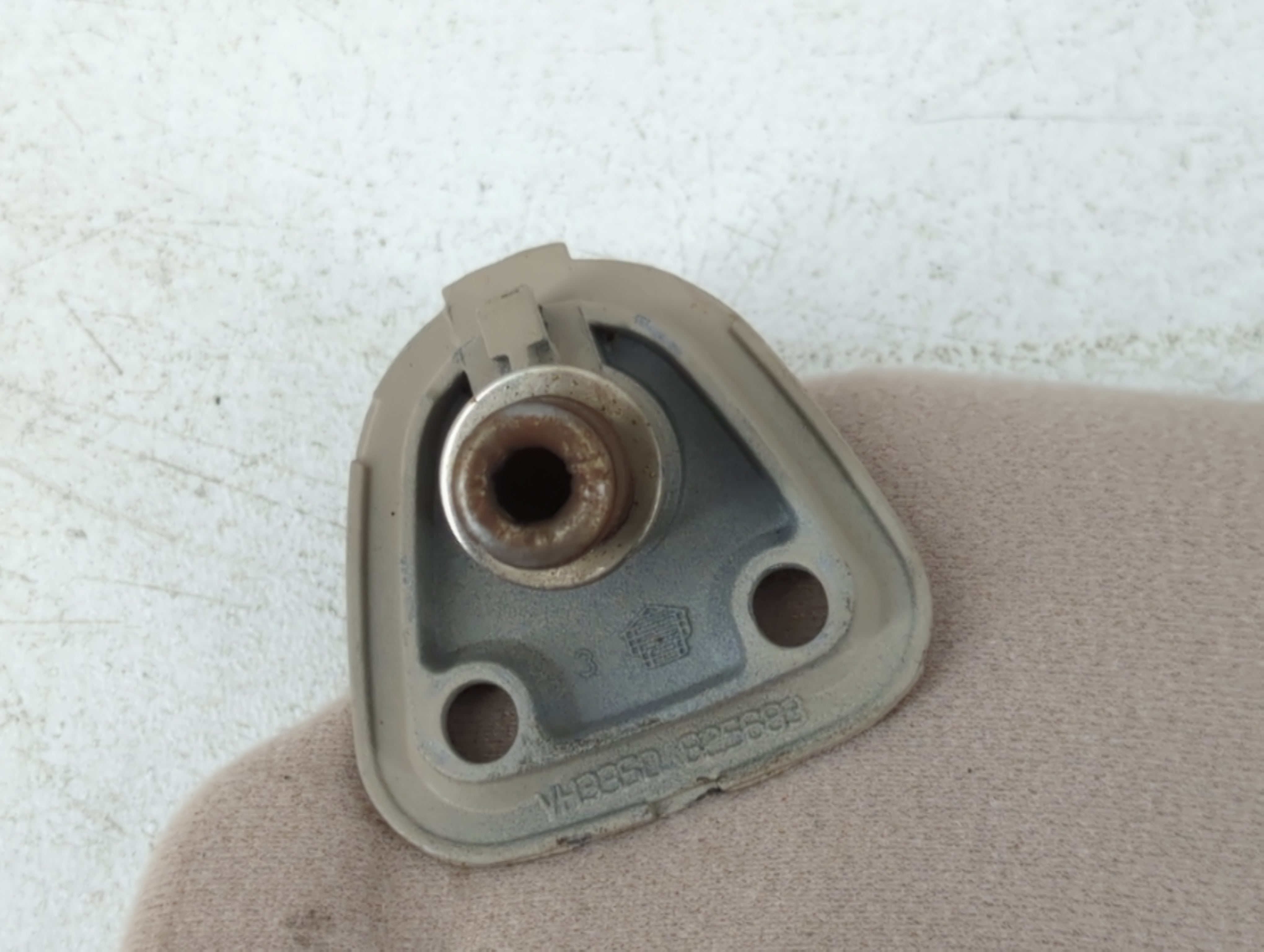 2002-2006 Toyota Camry Sun Visor Shade Replacement Driver Left Mirror Fits Fits 2002 2003 2004 2005 2006 OEM Used Auto Parts - Oemusedautoparts1.com