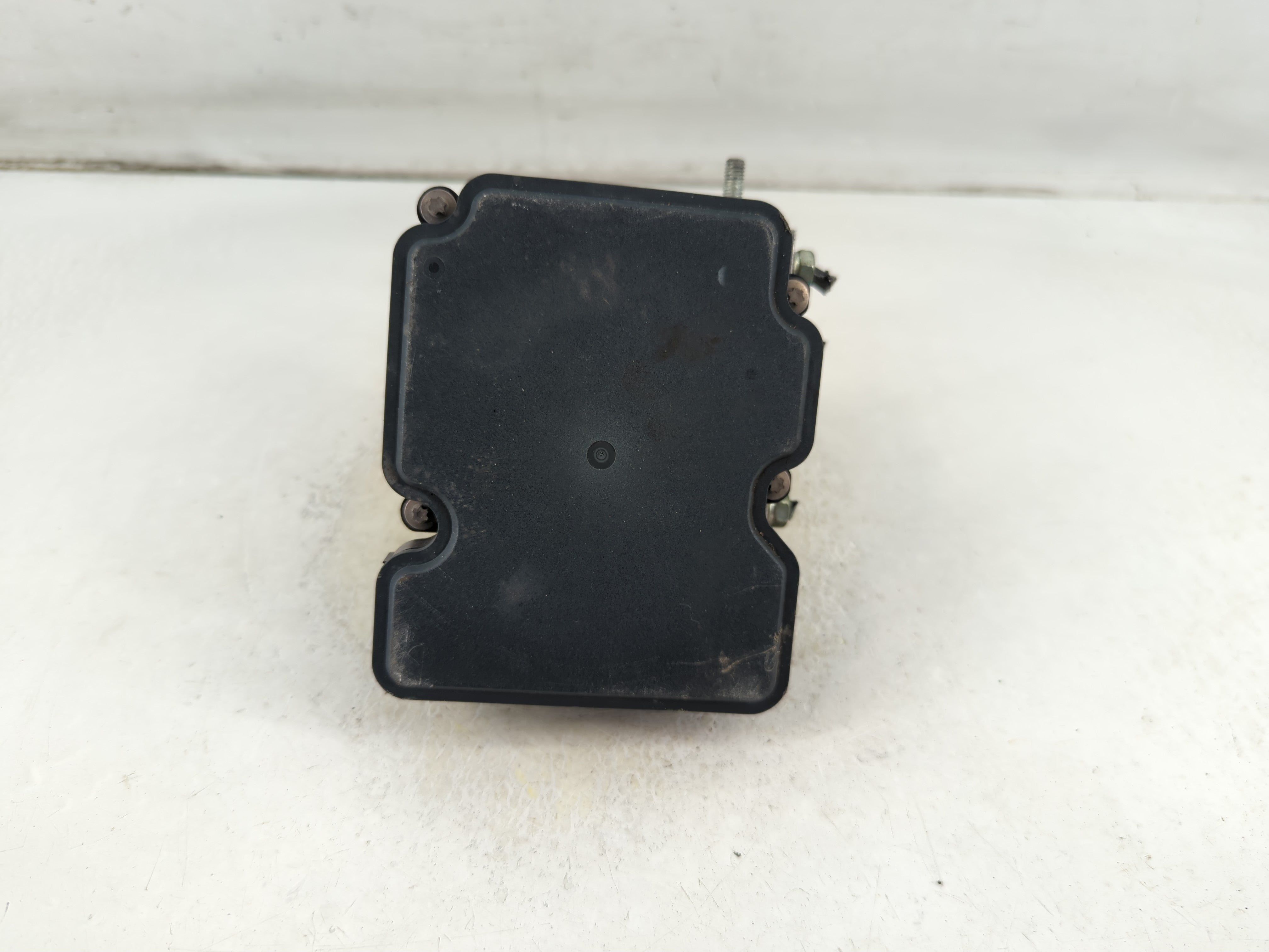 2017 Nissan Rogue ABS Pump Control Module Replacement P/N:47660 5HK1A Fits OEM Used Auto Parts - Oemusedautoparts1.com