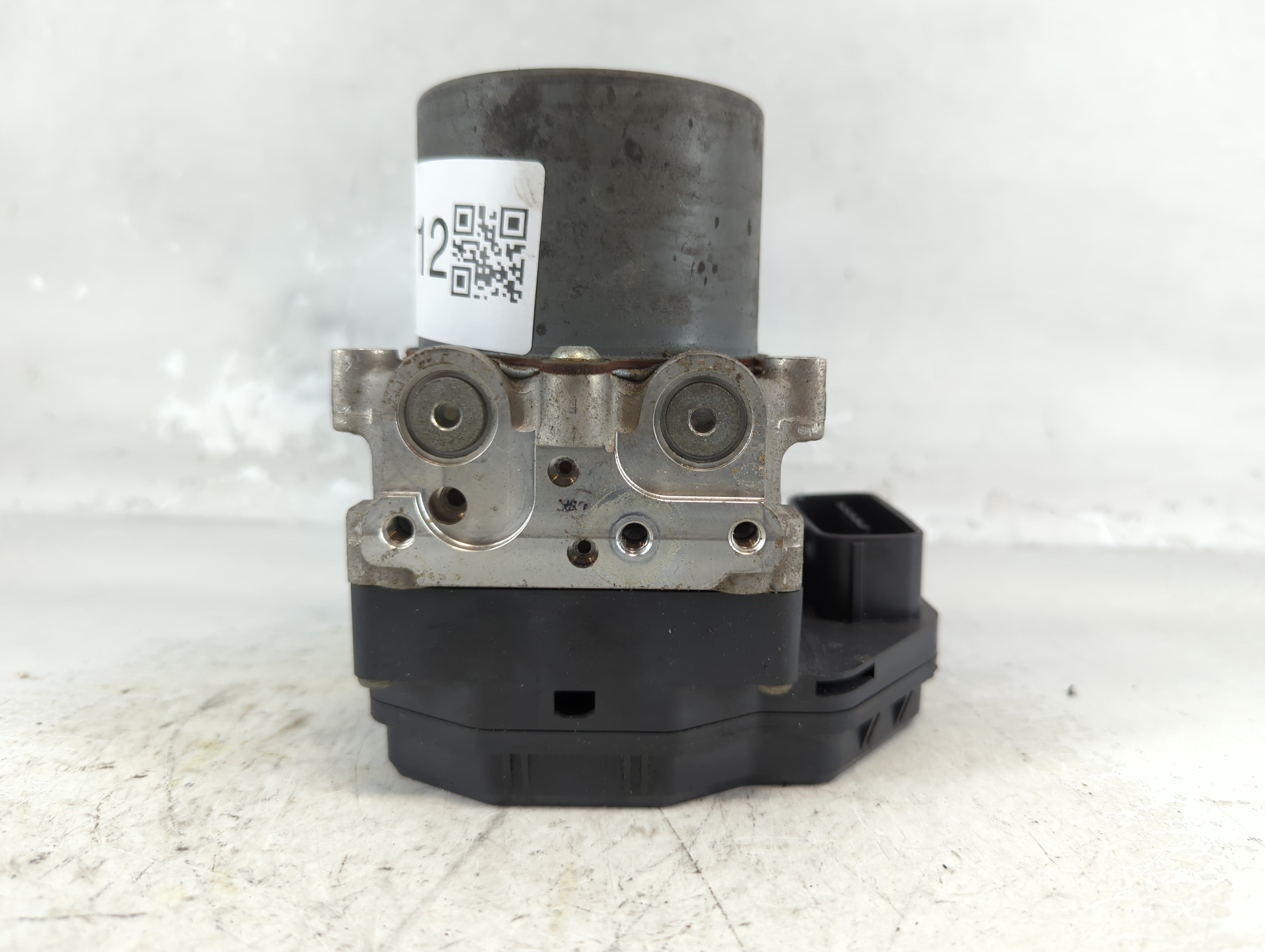 2011 Toyota Sienna ABS Pump Control Module Replacement P/N:89541-08170 133800-6190, 44540-08170 Fits OEM Used Auto Parts - Oemusedautoparts1.com