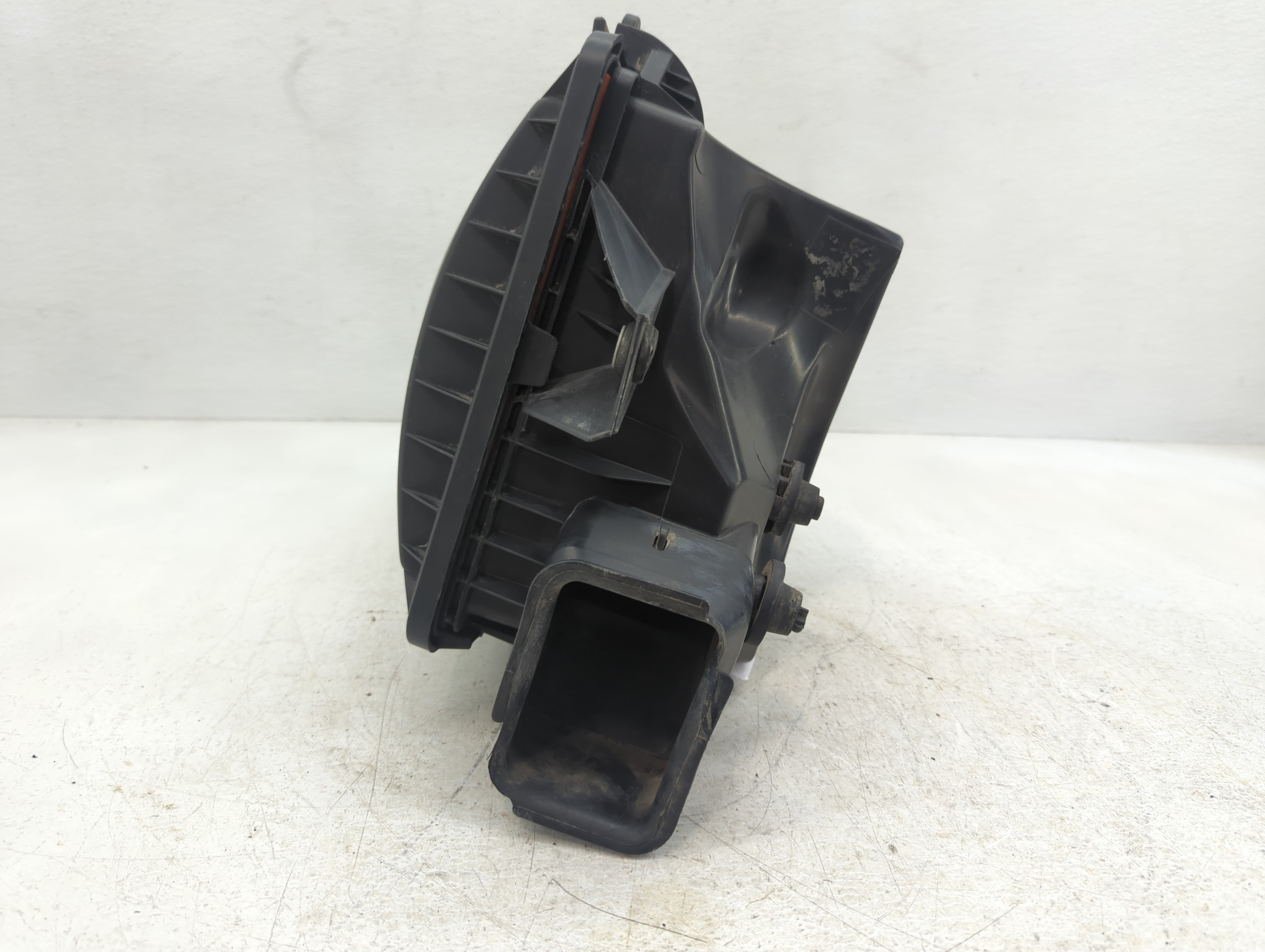 2005-2010 Ford Mustang Air Cleaner Intake-duct Hose Tube - Oemusedautoparts1.com
