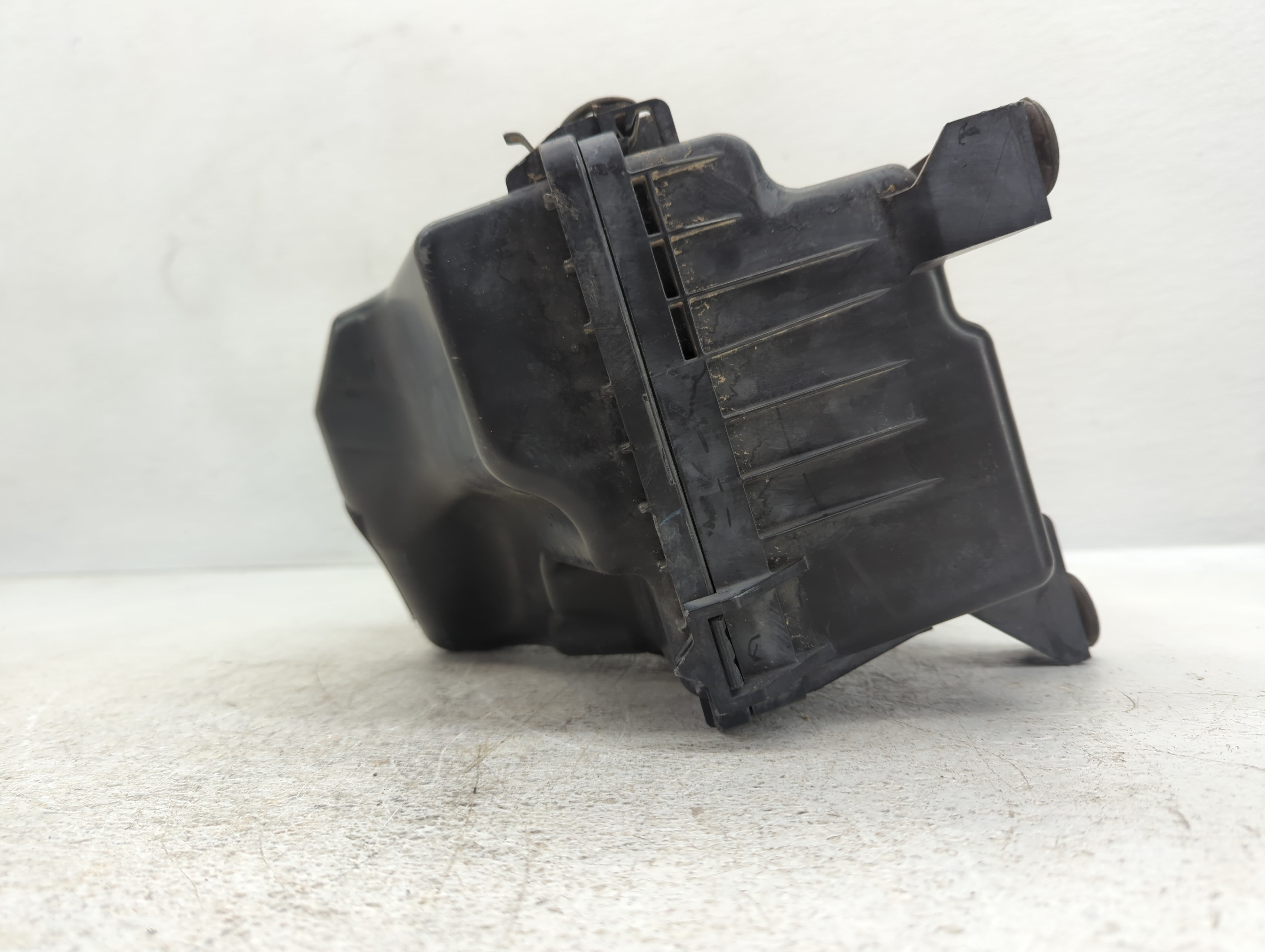 2010-2011 Honda Cr-v Air Cleaner Intake-duct Hose Tube - Oemusedautoparts1.com