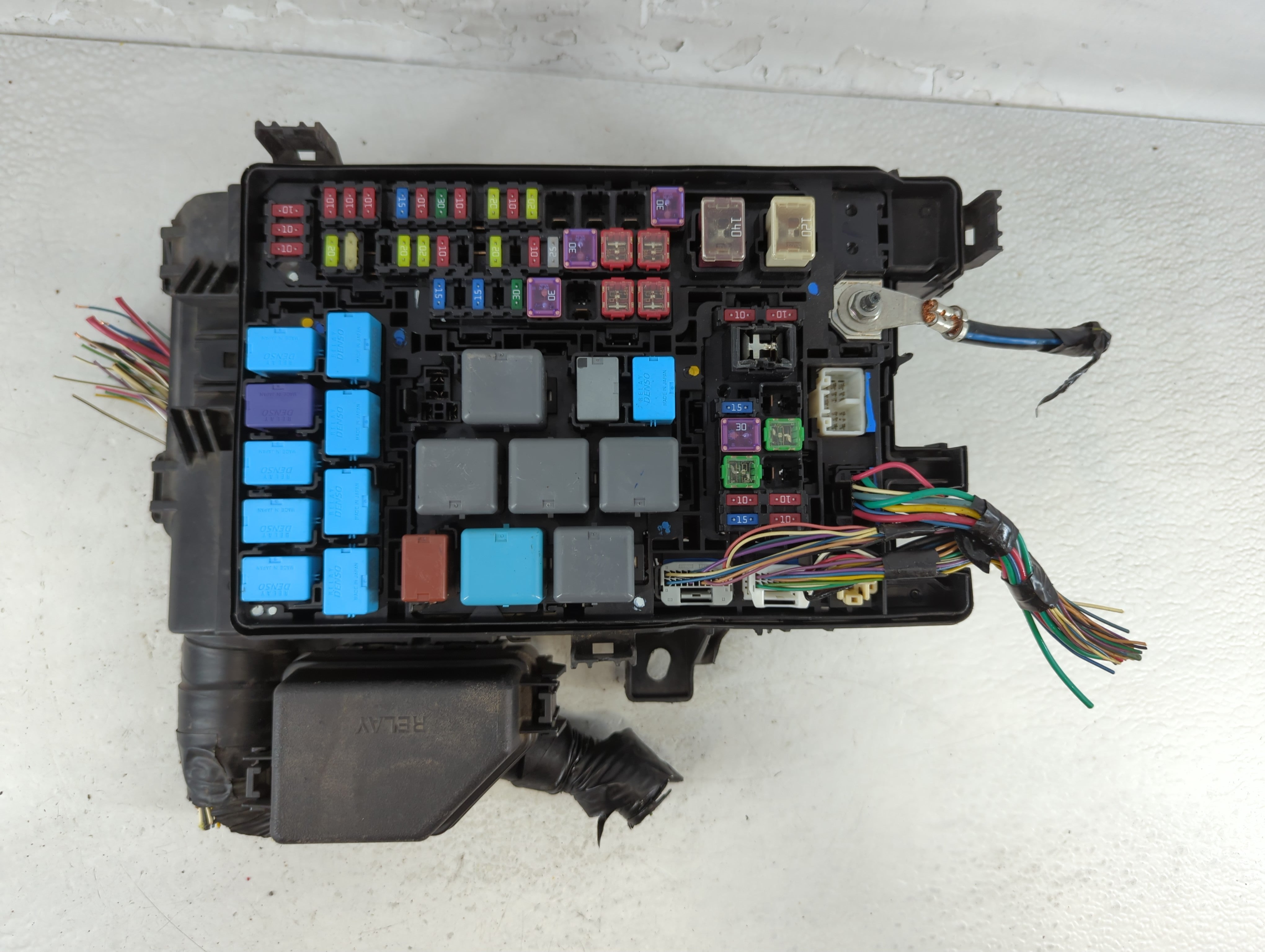 2016-2022 Toyota Tacoma Fusebox Fuse Box Panel Relay Module Fits Fits 2016 2017 2018 2019 2020 2021 2022 OEM Used Auto Parts - Oemusedautoparts1.com