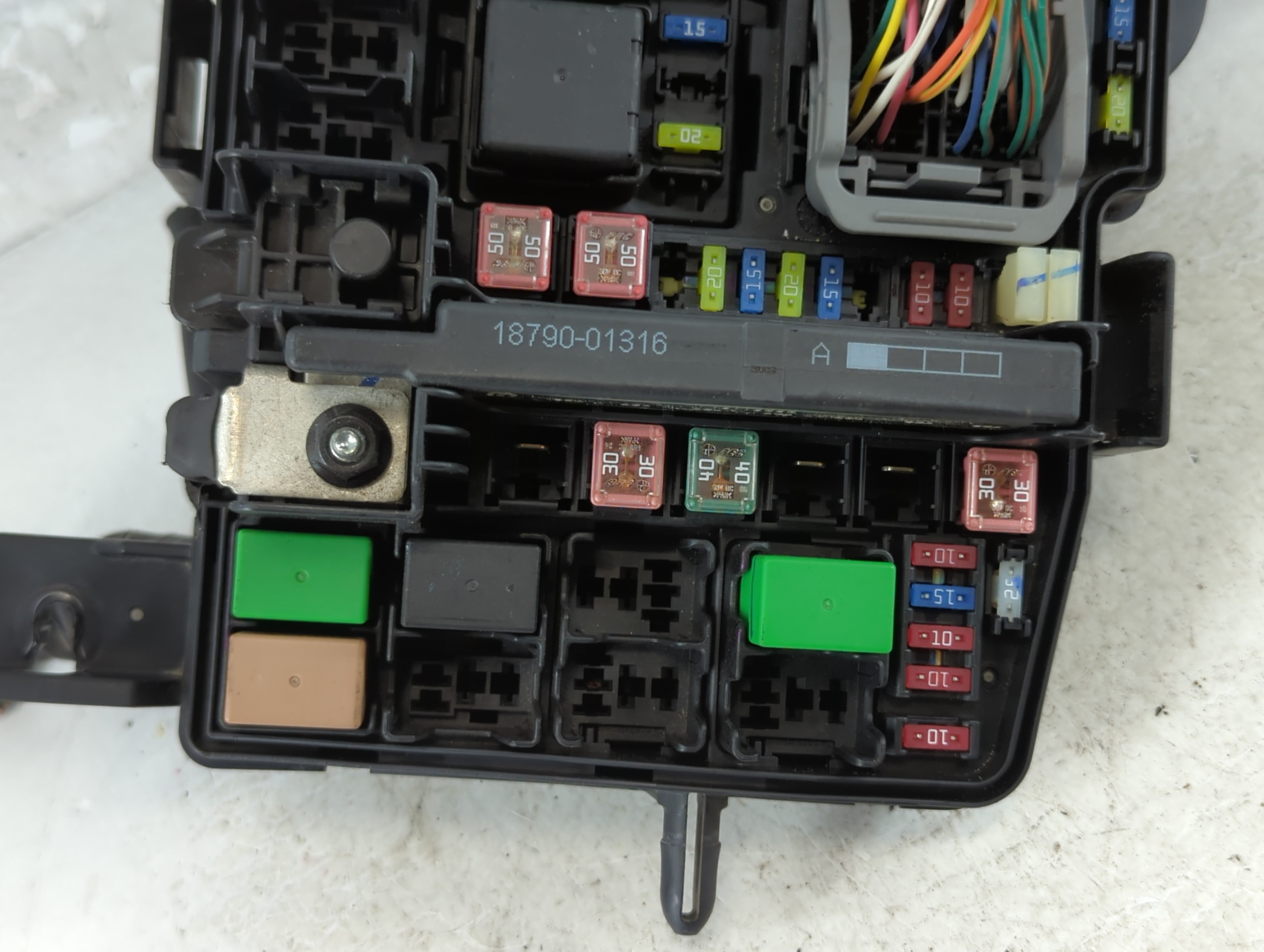 2011-2014 Hyundai Sonata Fusebox Fuse Box Panel Relay Module Fits Fits 2011 2012 2013 2014 OEM Used Auto Parts - Oemusedautoparts1.com