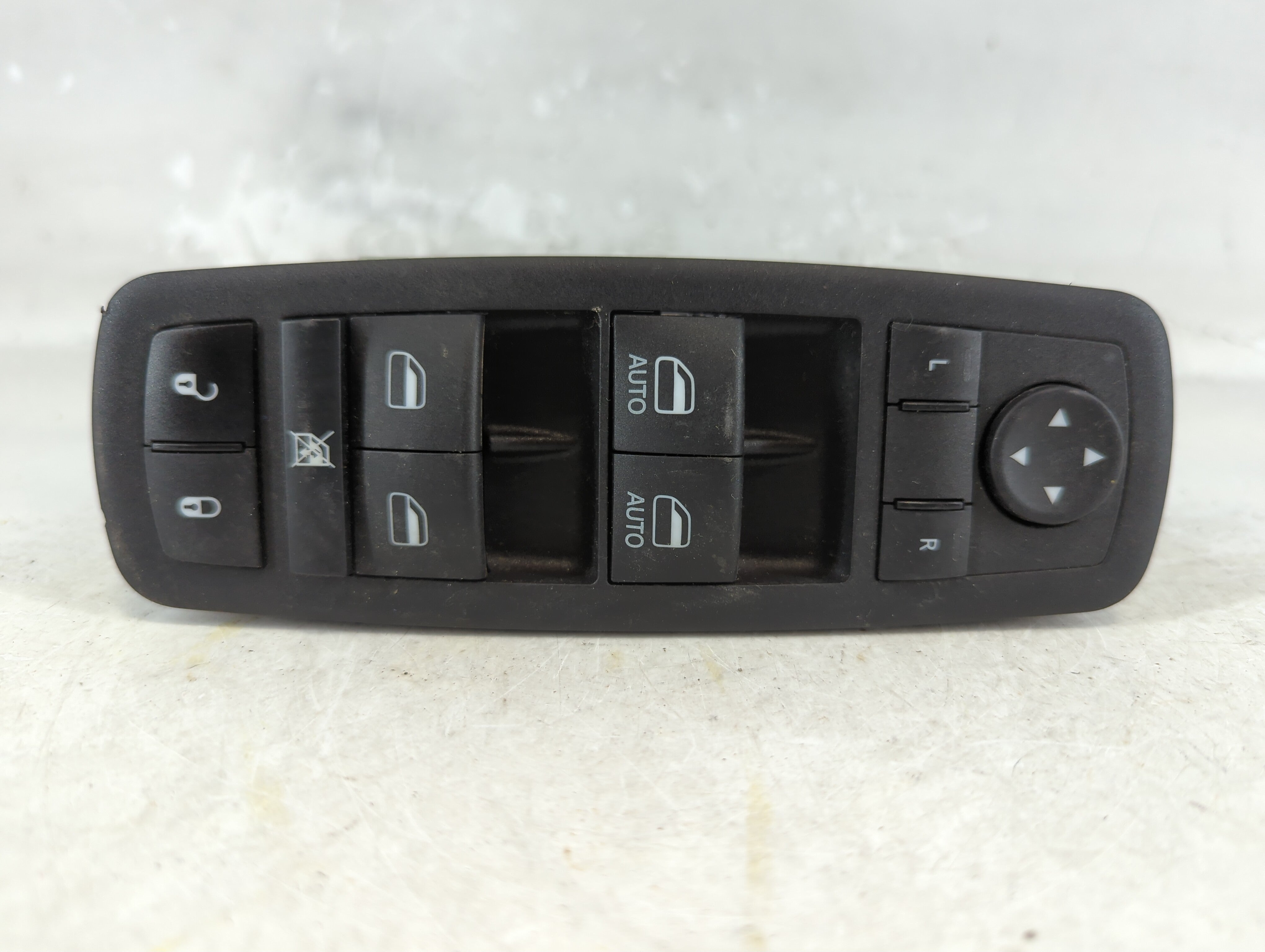 2021 Chrysler 300 Master Power Window Switch Replacement Driver Side Left P/N:68455275AA Fits OEM Used Auto Parts - Oemusedautoparts1.com
