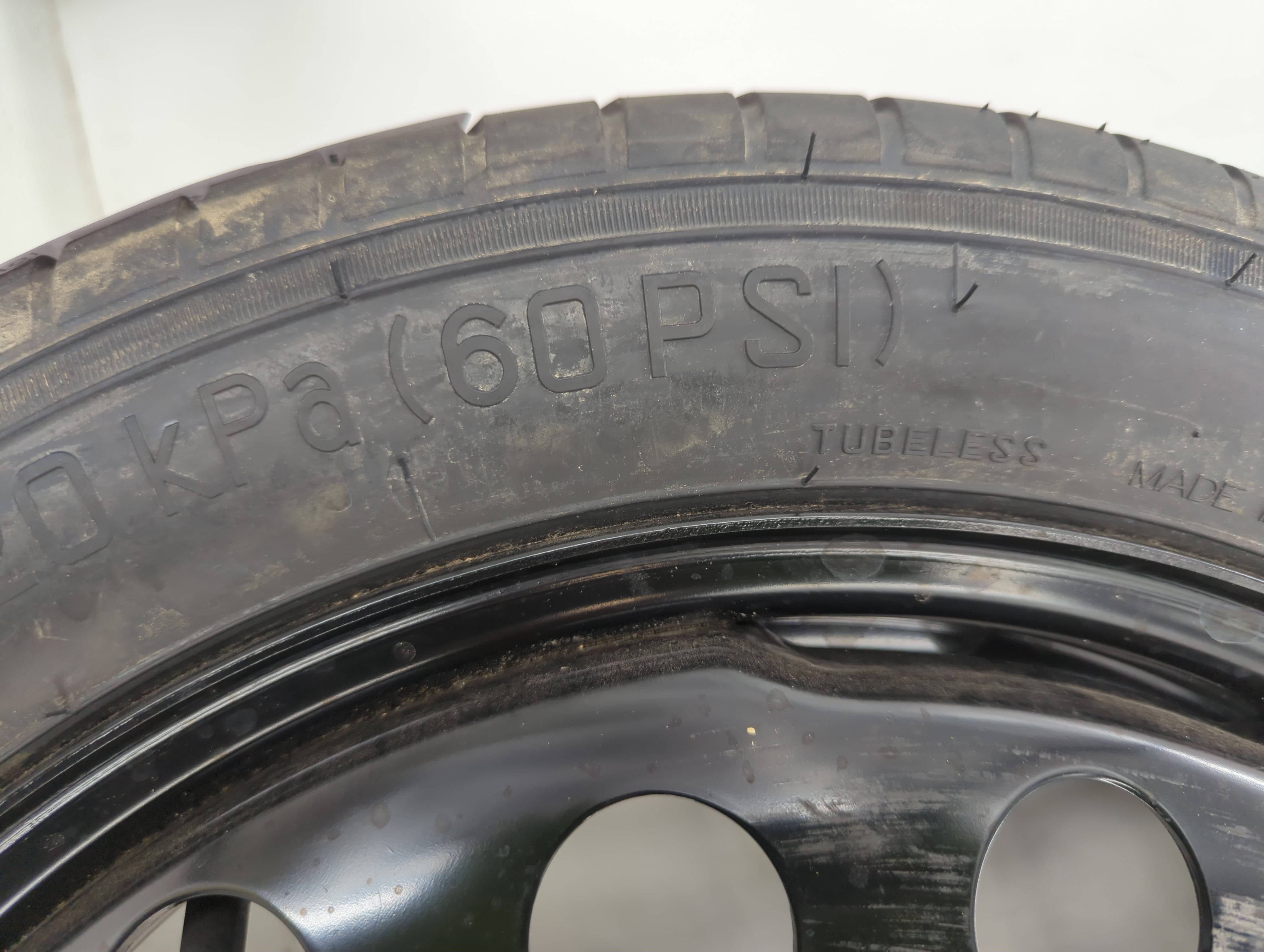 2010-2017 Chevrolet Equinox Spare Donut Tire Wheel Rim Oem - Oemusedautoparts1.com