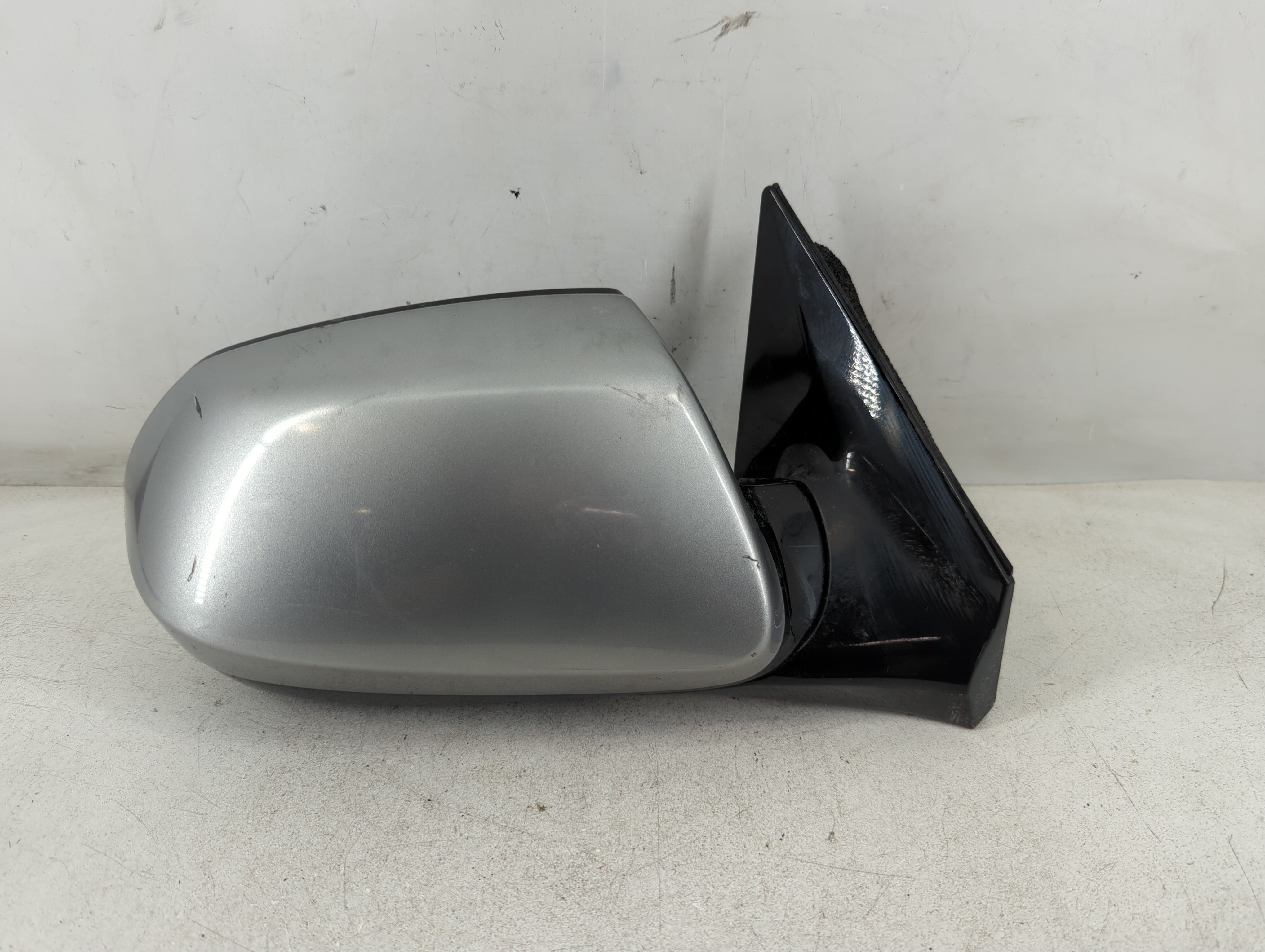 2013-2016 Hyundai Santa Fe Side Mirror Replacement Passenger Right View Door Mirror P/N:87620-B8024P2S Fits OEM Used Auto Parts - Oemusedautoparts1.com