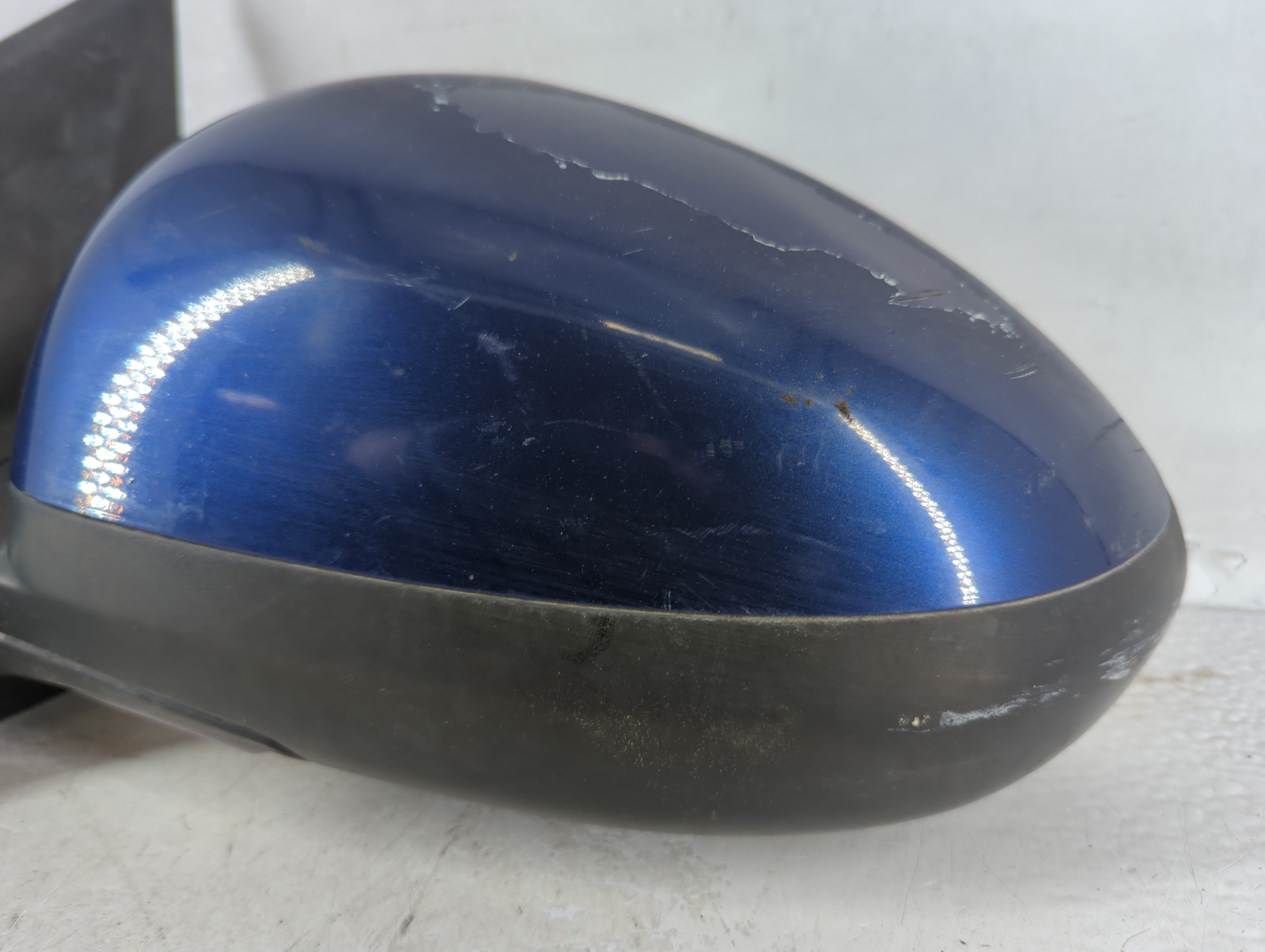 2013-2014 Chevrolet Sonic Side Mirror Replacement Driver Left View Door Mirror P/N:95205466 Fits Fits 2013 2014 OEM Used Auto Parts - Oemusedautoparts1.com