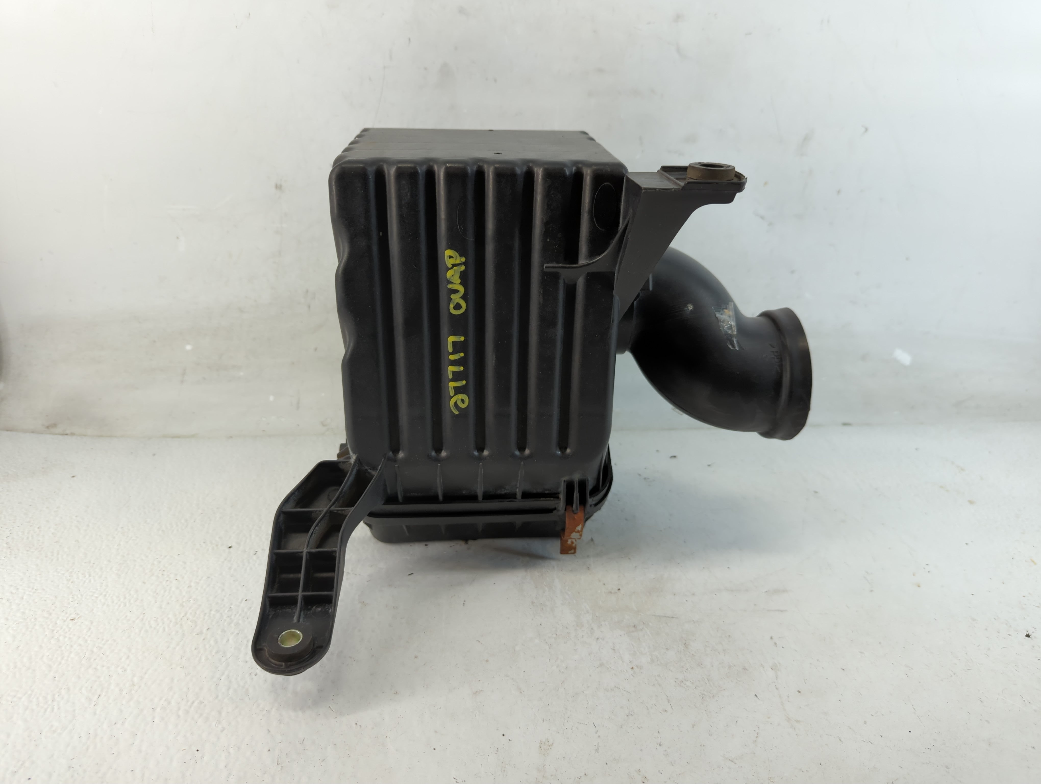 1997-2004 Toyota Tacoma Air Cleaner Intake-duct Hose Tube - Oemusedautoparts1.com