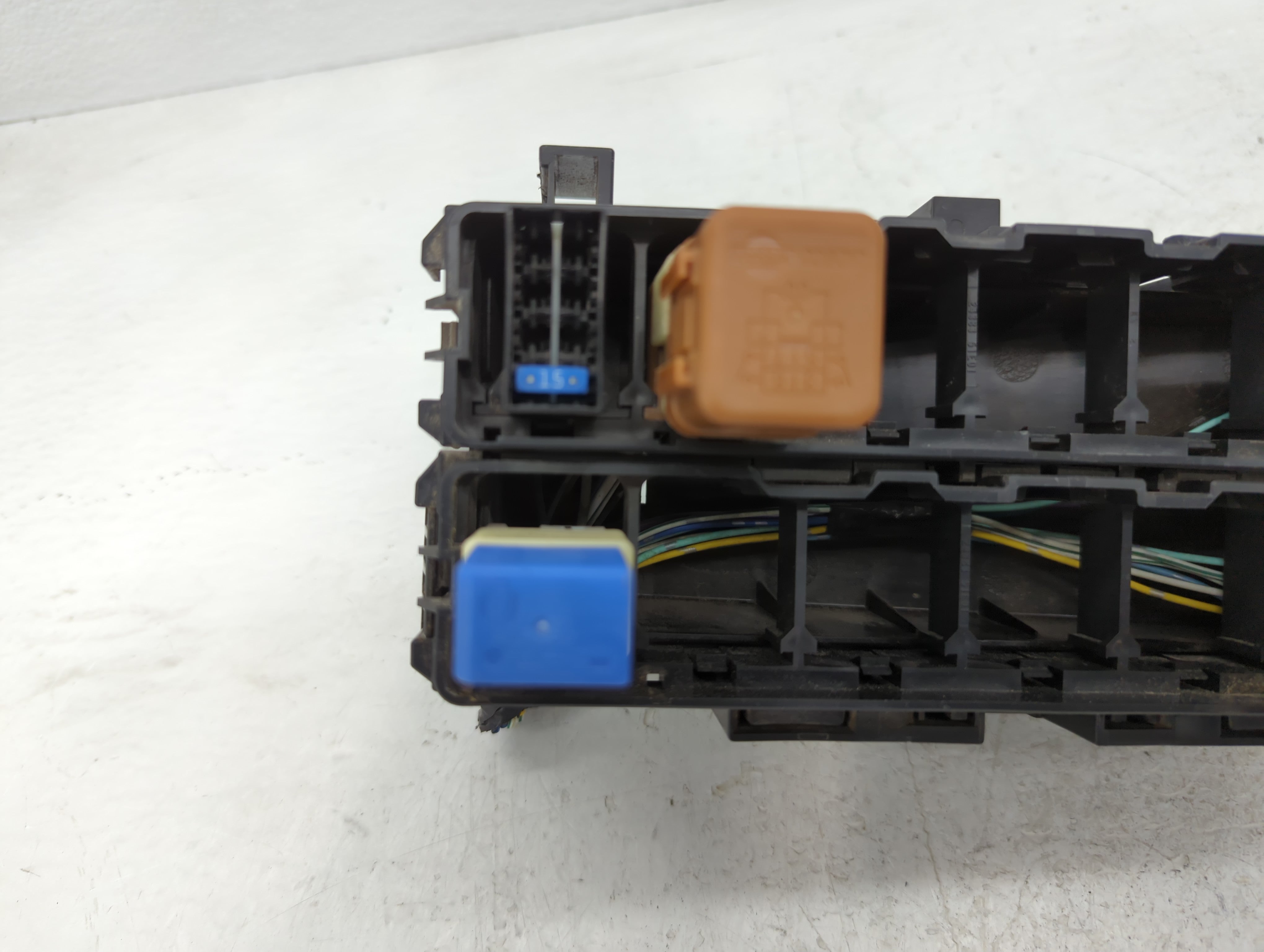 2007-2008 Nissan Frontier Fusebox Fuse Box Panel Relay Module P/N:24382 Fits Fits 2007 2008 OEM Used Auto Parts - Oemusedautoparts1.com