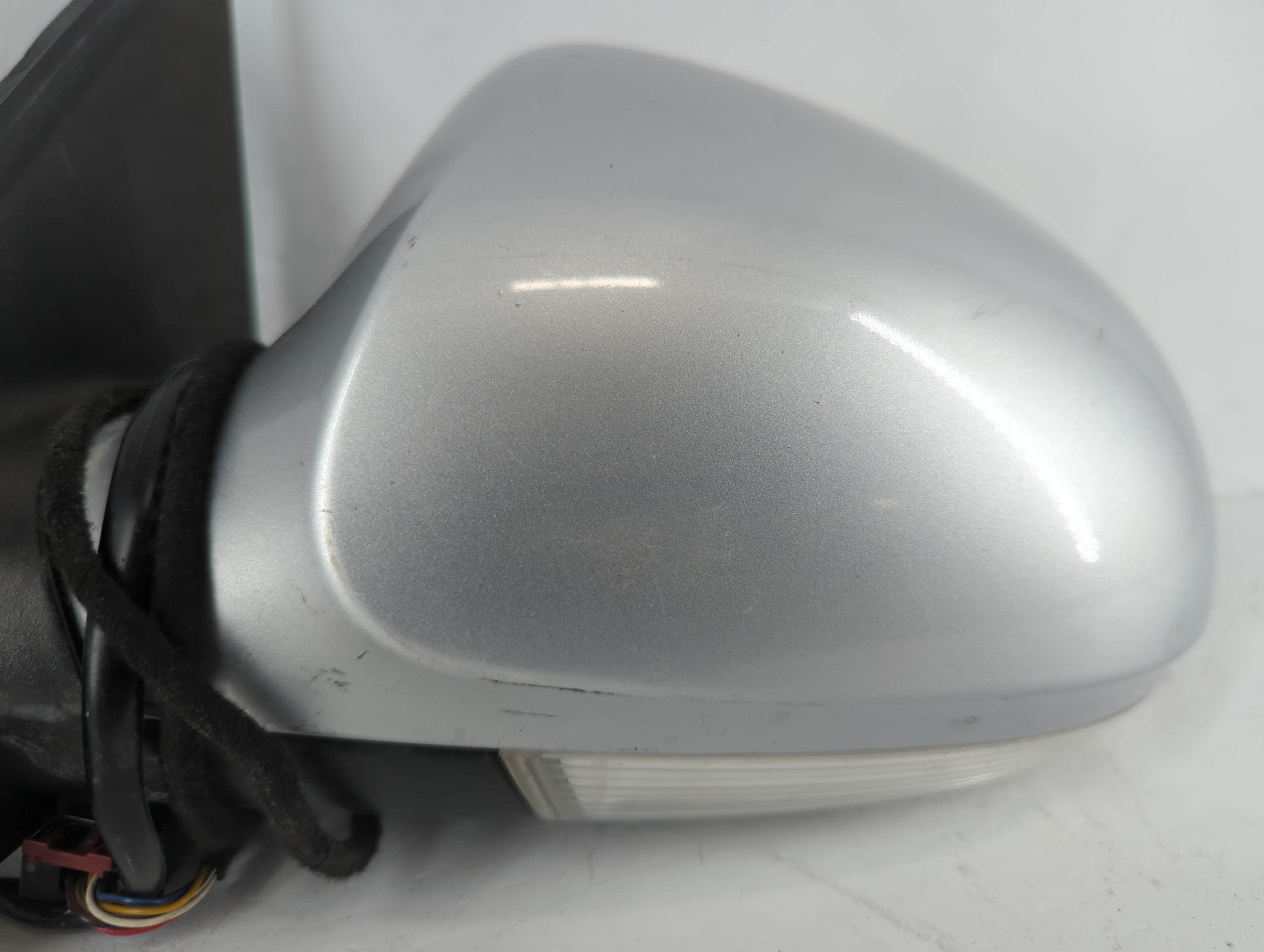 2006-2010 Volkswagen Passat Side Mirror Replacement Driver Left View Door Mirror P/N:3C0 857 933 Fits OEM Used Auto Parts - Oemusedautoparts1.com