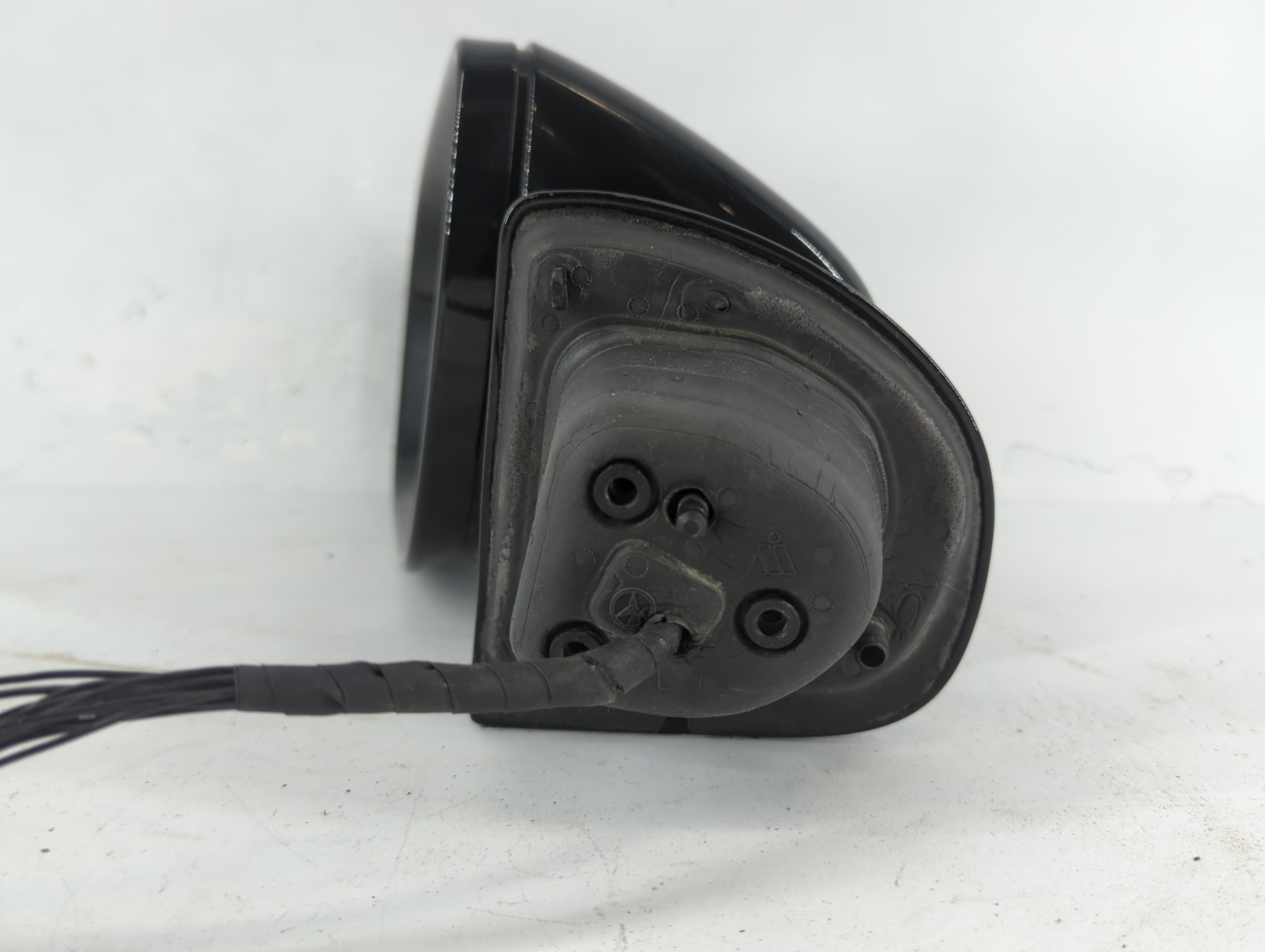 2007-2009 Mercedes-Benz E350 Side Mirror Replacement Driver Left View Door Mirror Fits Fits 2007 2008 2009 OEM Used Auto Parts - Oemusedautoparts1.com