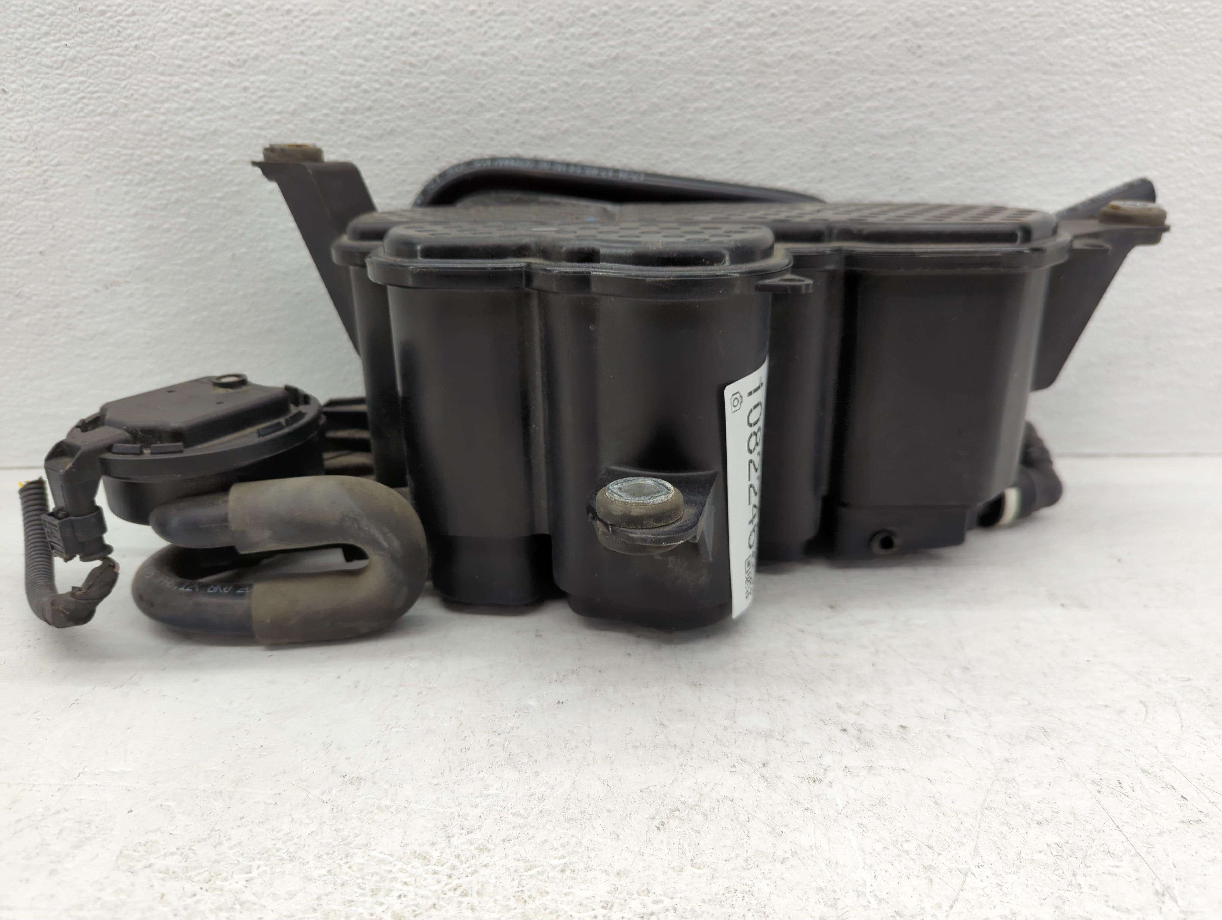 2015 Audi A5 Fuel Vapor Charcoal Canister - Oemusedautoparts1.com