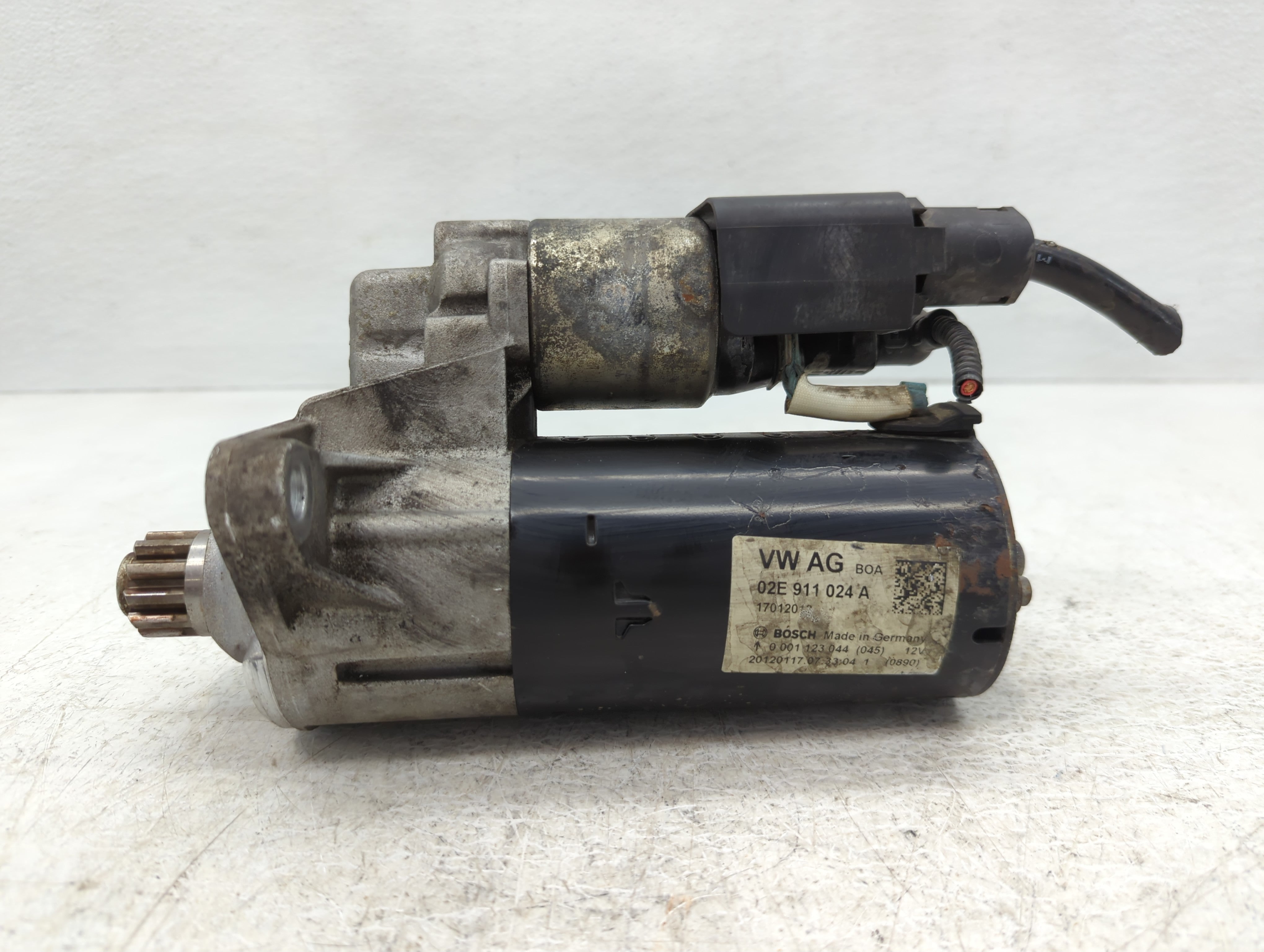 2012-2015 Volkswagen Passat Car Starter Motor Solenoid OEM P/N:02E 911 024 A Fits Fits 2009 2010 2011 2012 2013 2014 2015 2016 OEM Used Auto Parts - Oemusedautoparts1.com