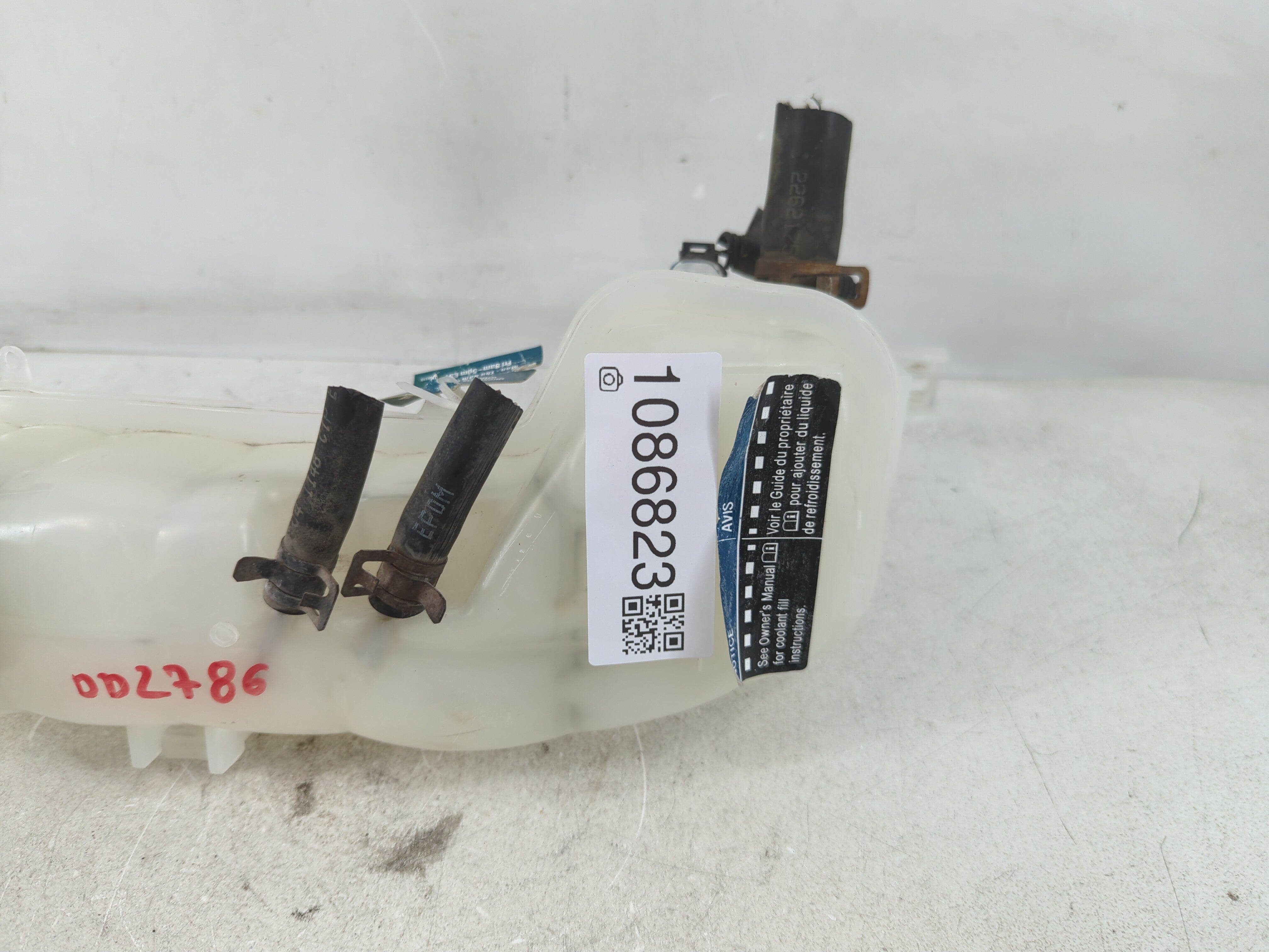 1997-2005 Chevrolet Malibu Windshield Washer Fluid Reservoir Bottle Oem - Oemusedautoparts1.com