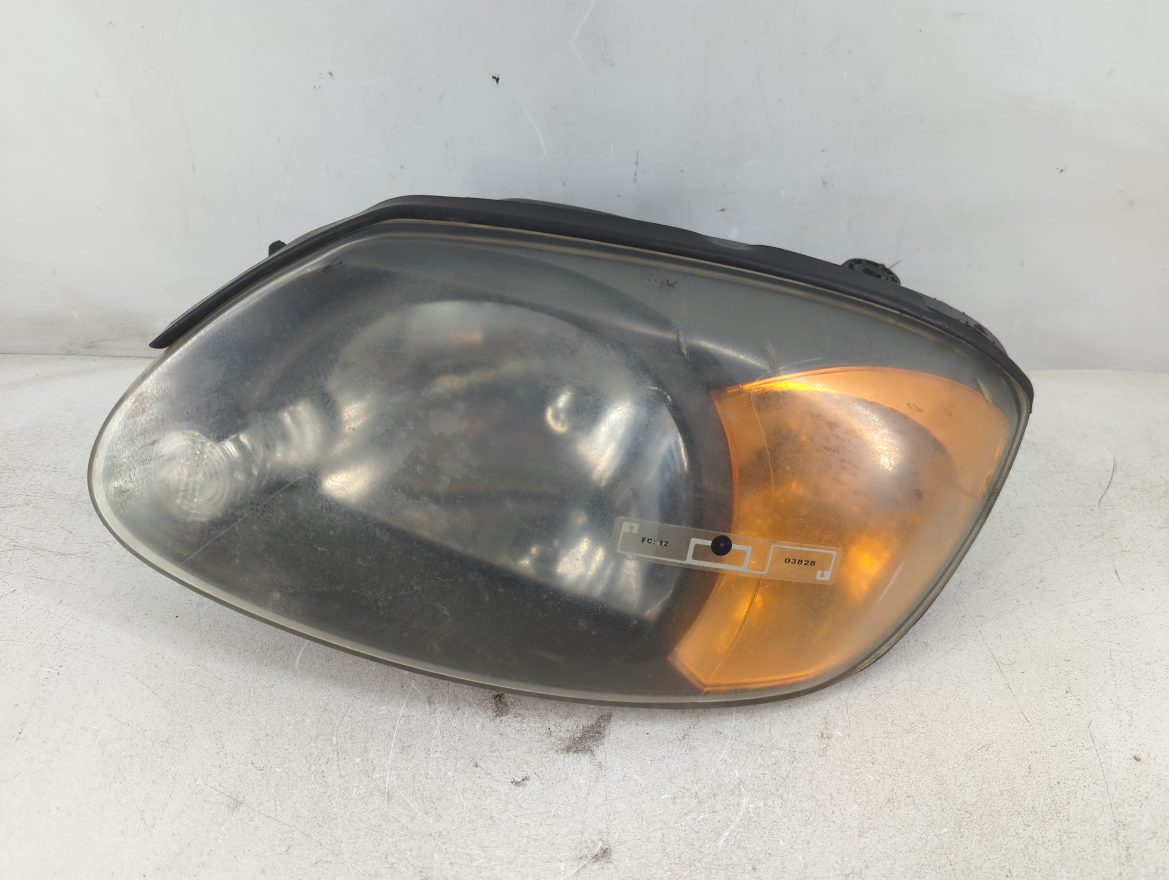 2003-2006 Hyundai Accent Passenger Right Oem Head Light Headlight Lamp - Oemusedautoparts1.com