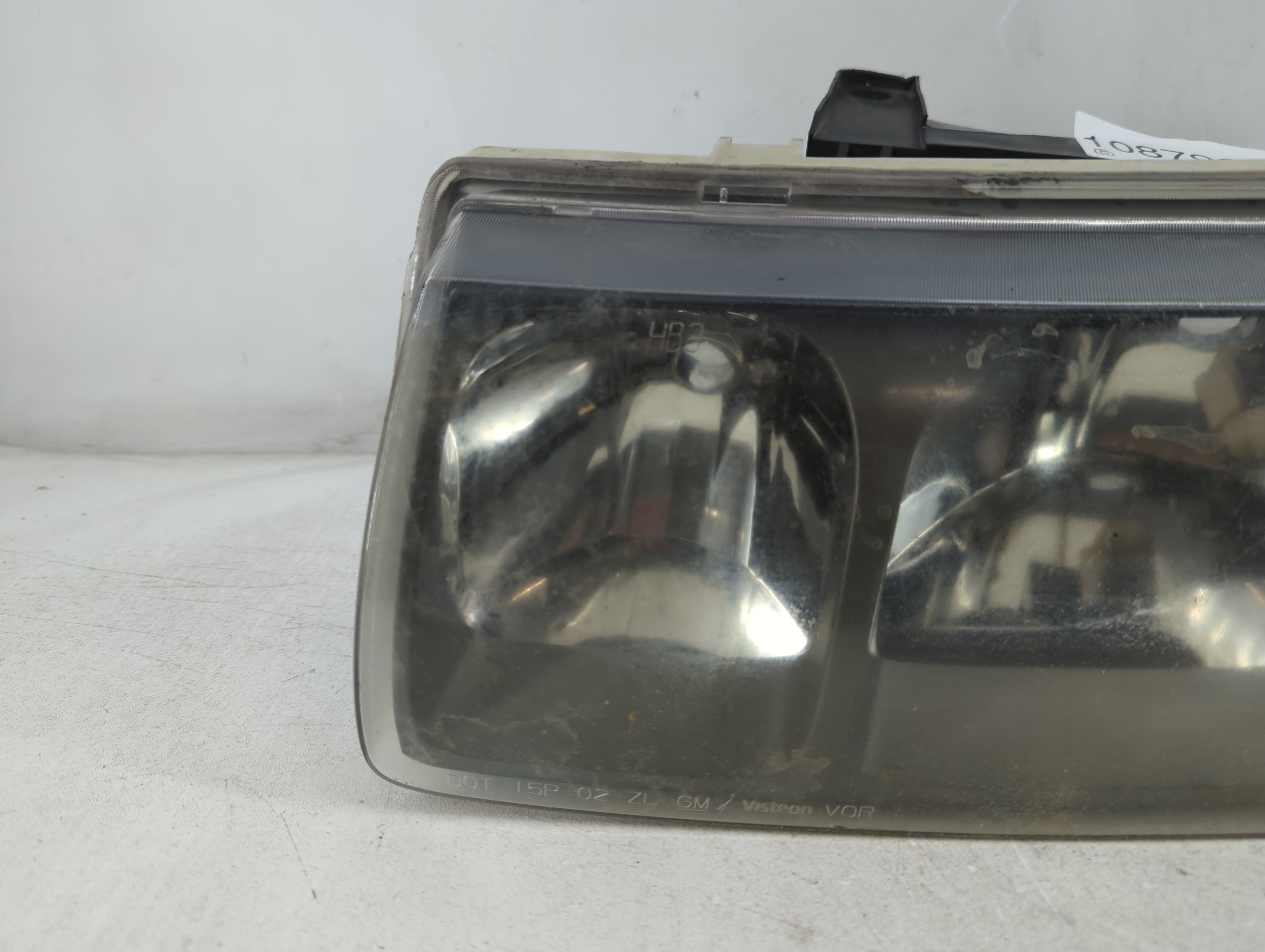 2002-2004 Saturn Vue Driver Left Oem Head Light Headlight Lamp - Oemusedautoparts1.com