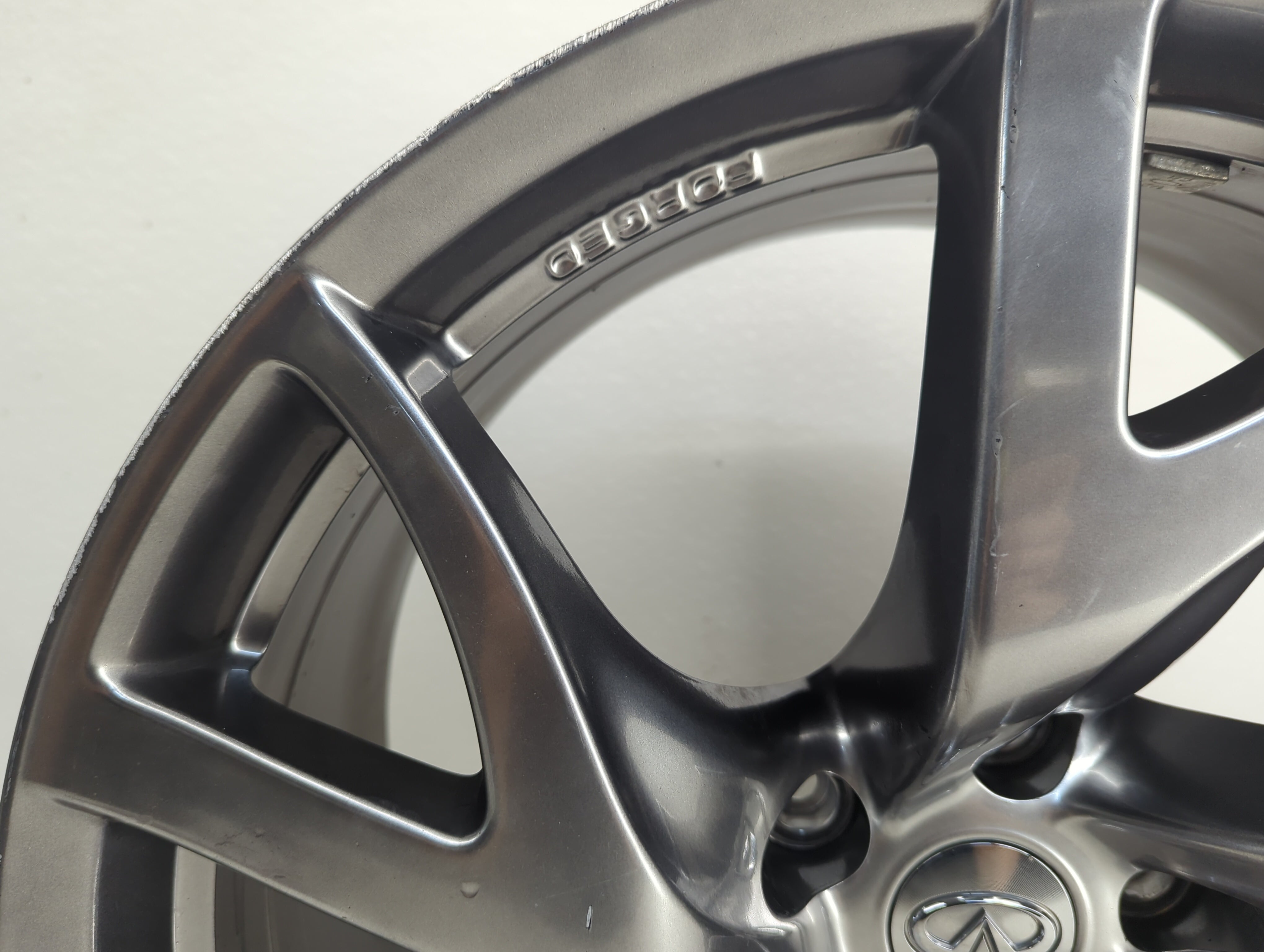 Infiniti Q50 Wheel Rim Oem - Oemusedautoparts1.com