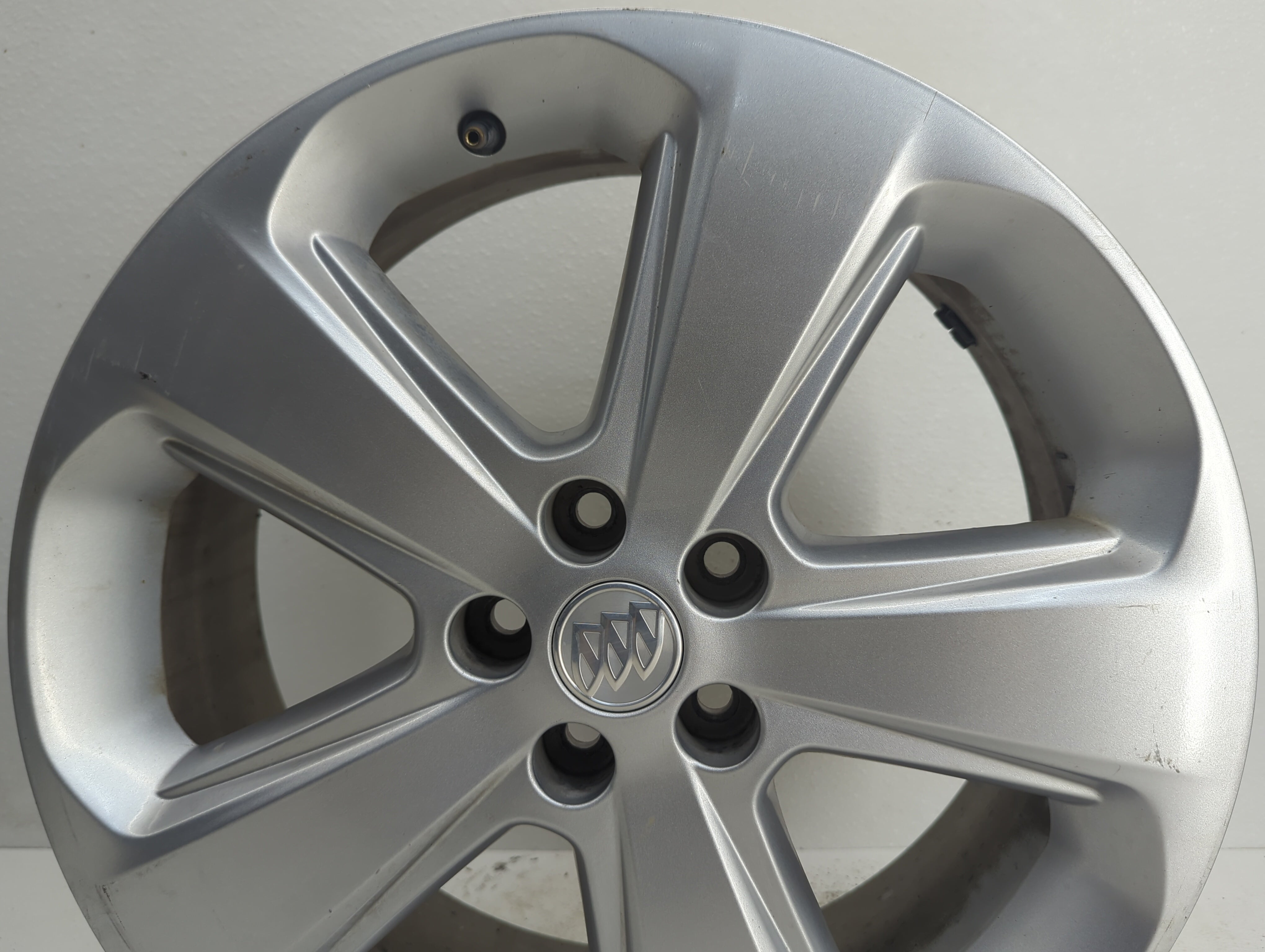 2015-2016 Buick Encore Wheel Rim Oem - Oemusedautoparts1.com