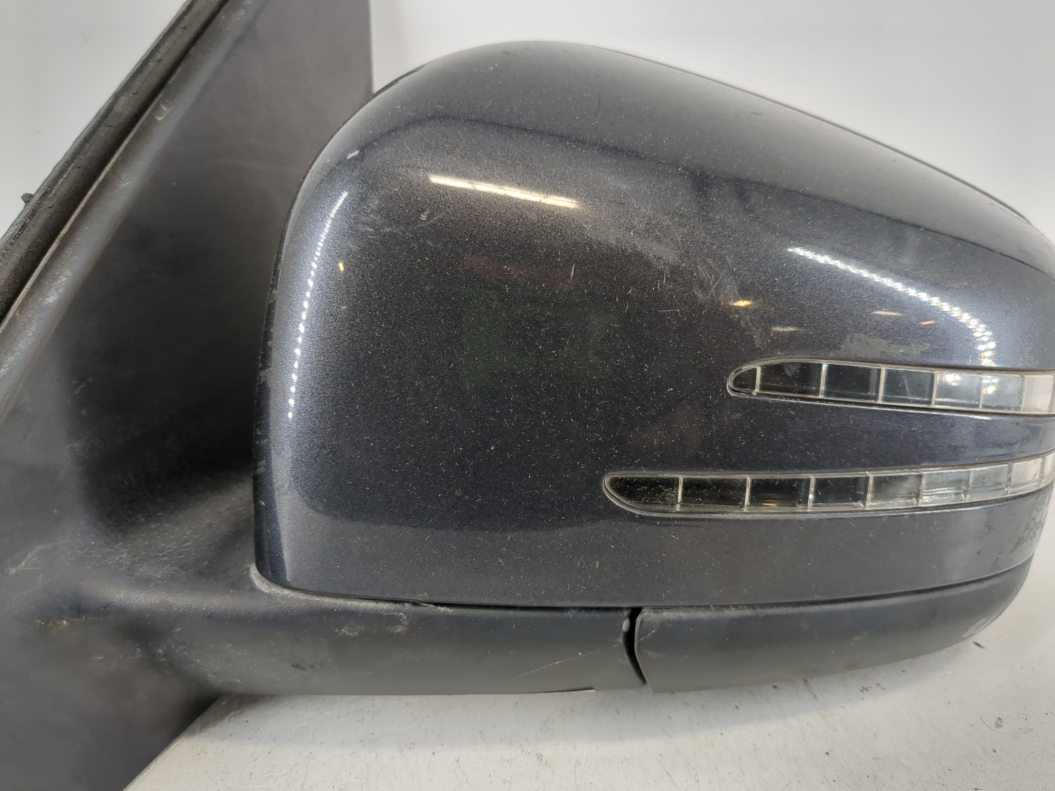 2013-2016 Mercedes-Benz Gl450 Side Mirror Replacement Driver Left View Door Mirror P/N:615253AA Fits Fits 2012 2013 2014 2015 2016 OEM Used Auto Parts - Oemusedautoparts1.com