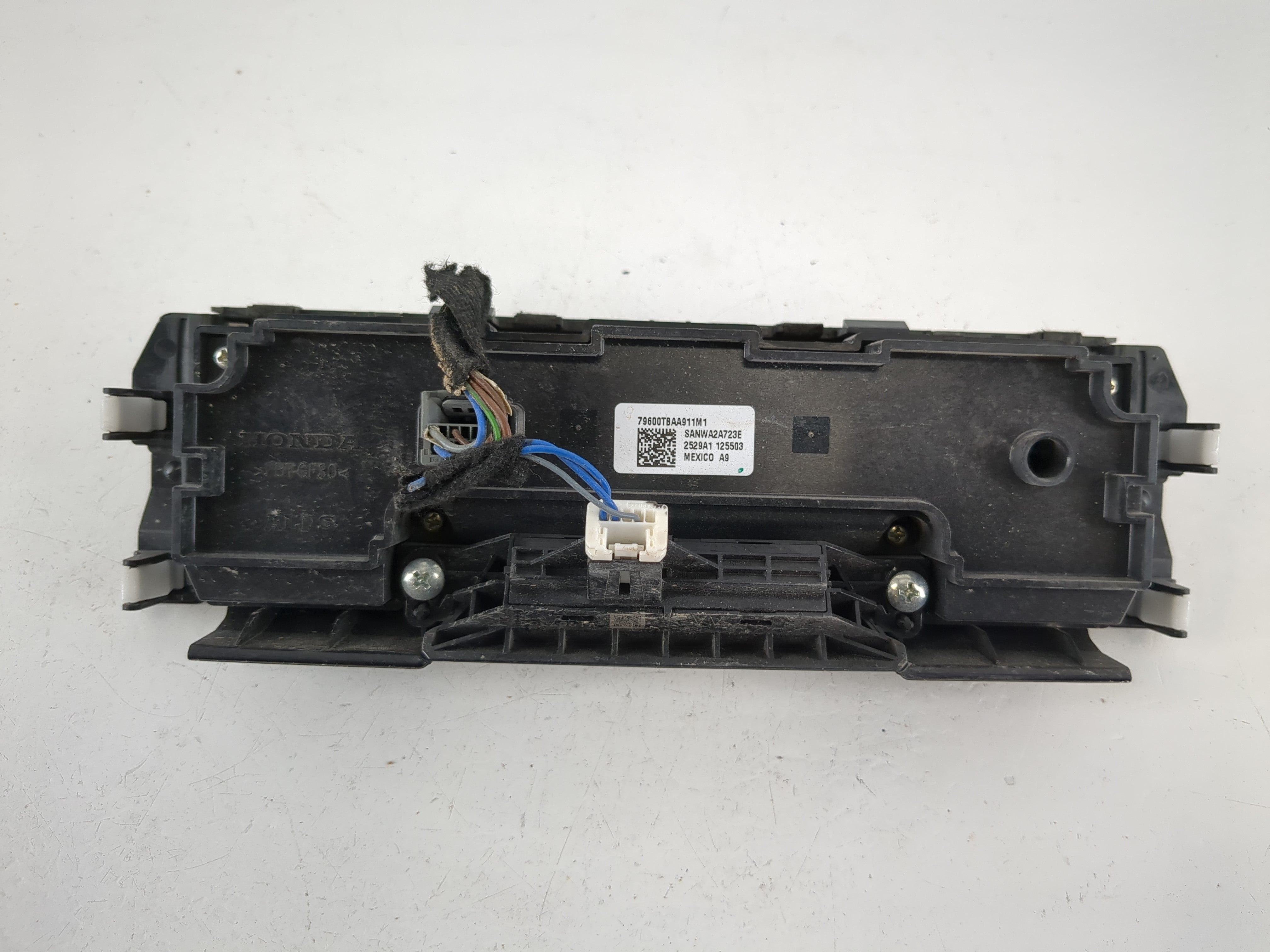2019-2021 Honda Civic Climate Control Module Temperature AC/Heater Replacement P/N:79600TBAA911M1 Fits Fits 2019 2020 2021 OEM Used Auto Parts - Oemusedautoparts1.com
