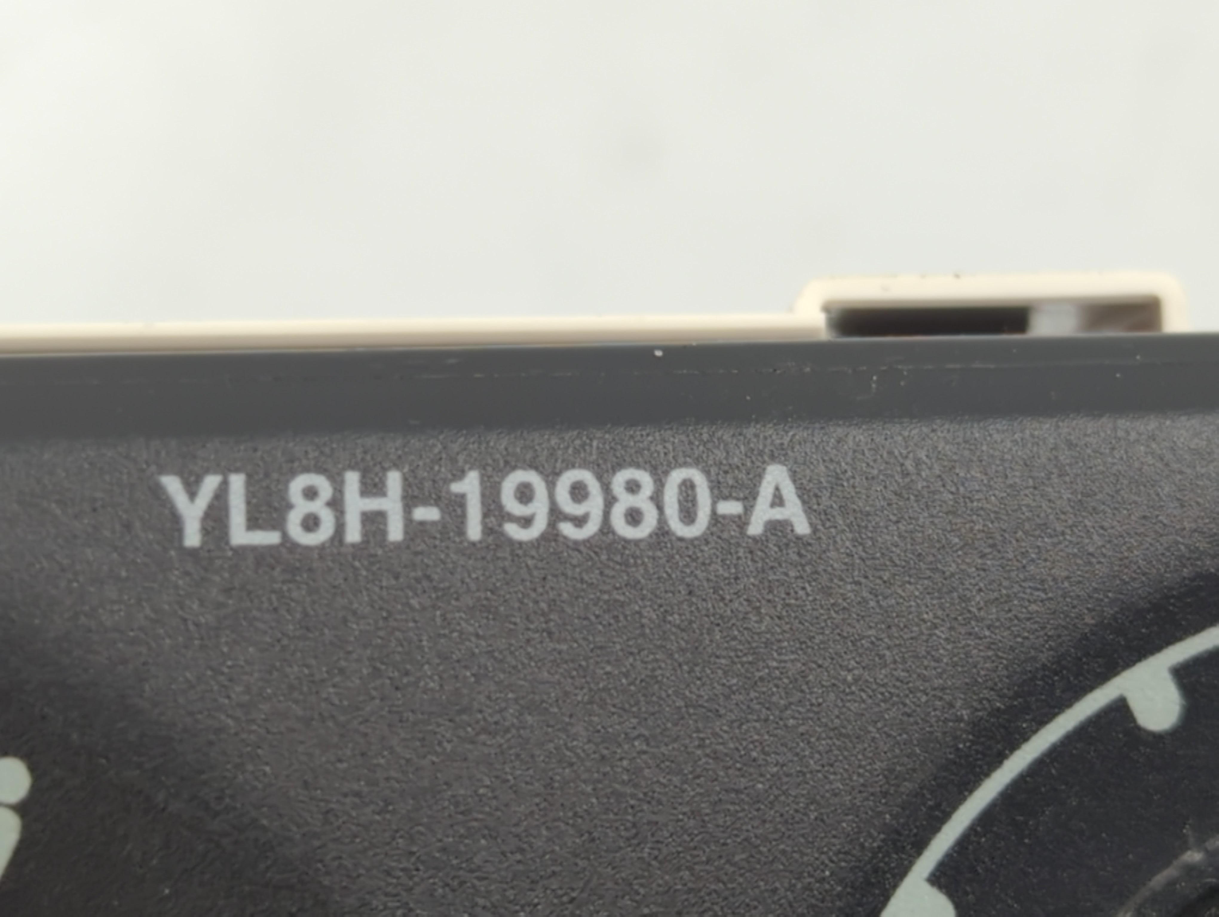 2005-2007 Mercury Mariner Climate Control Module Temperature AC/Heater Replacement P/N:YL8H-19980-A Fits OEM Used Auto Parts - Oemusedautoparts1.com