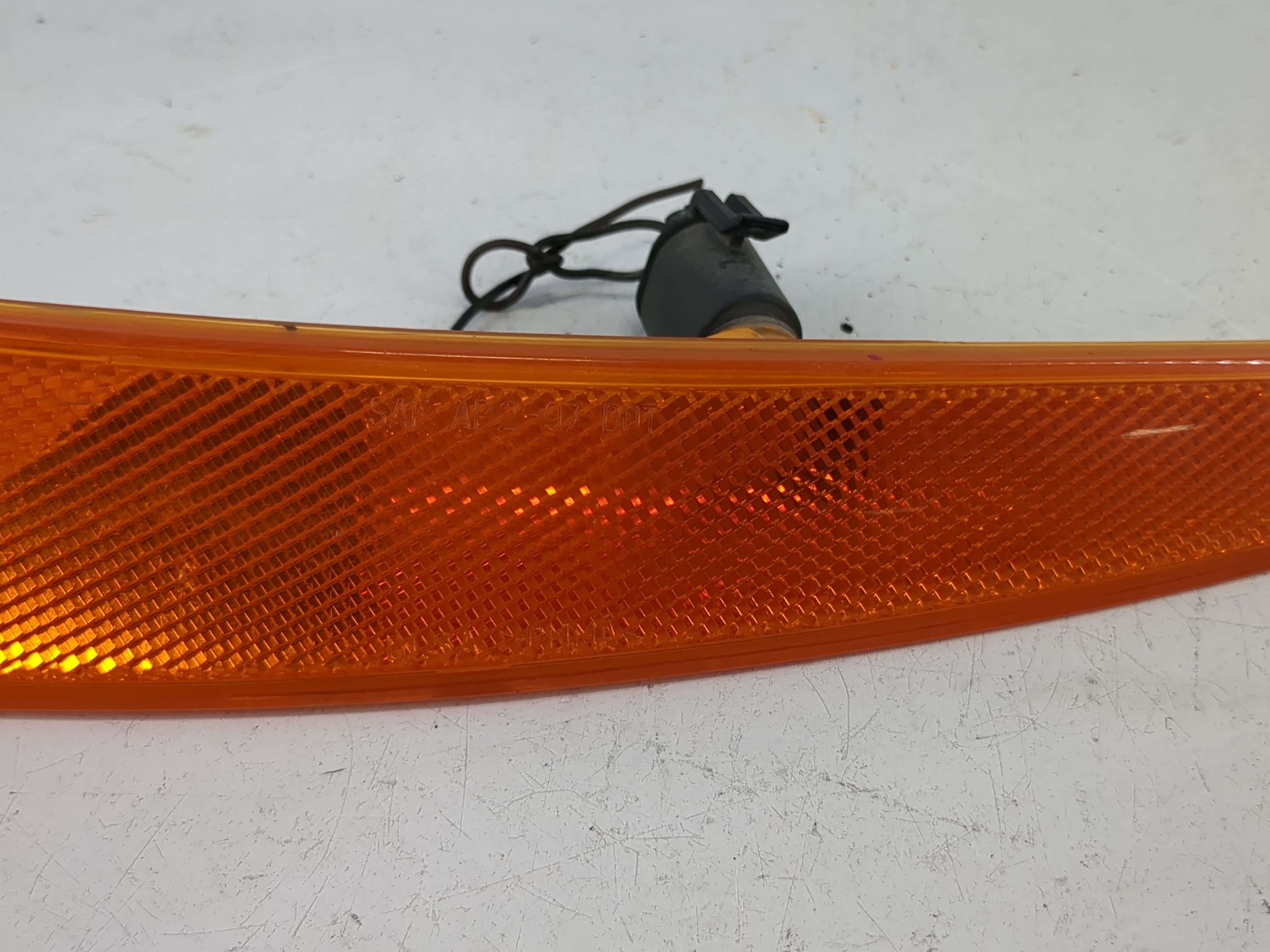 2002 Saturn Ls2 Side Marker Light - Oemusedautoparts1.com