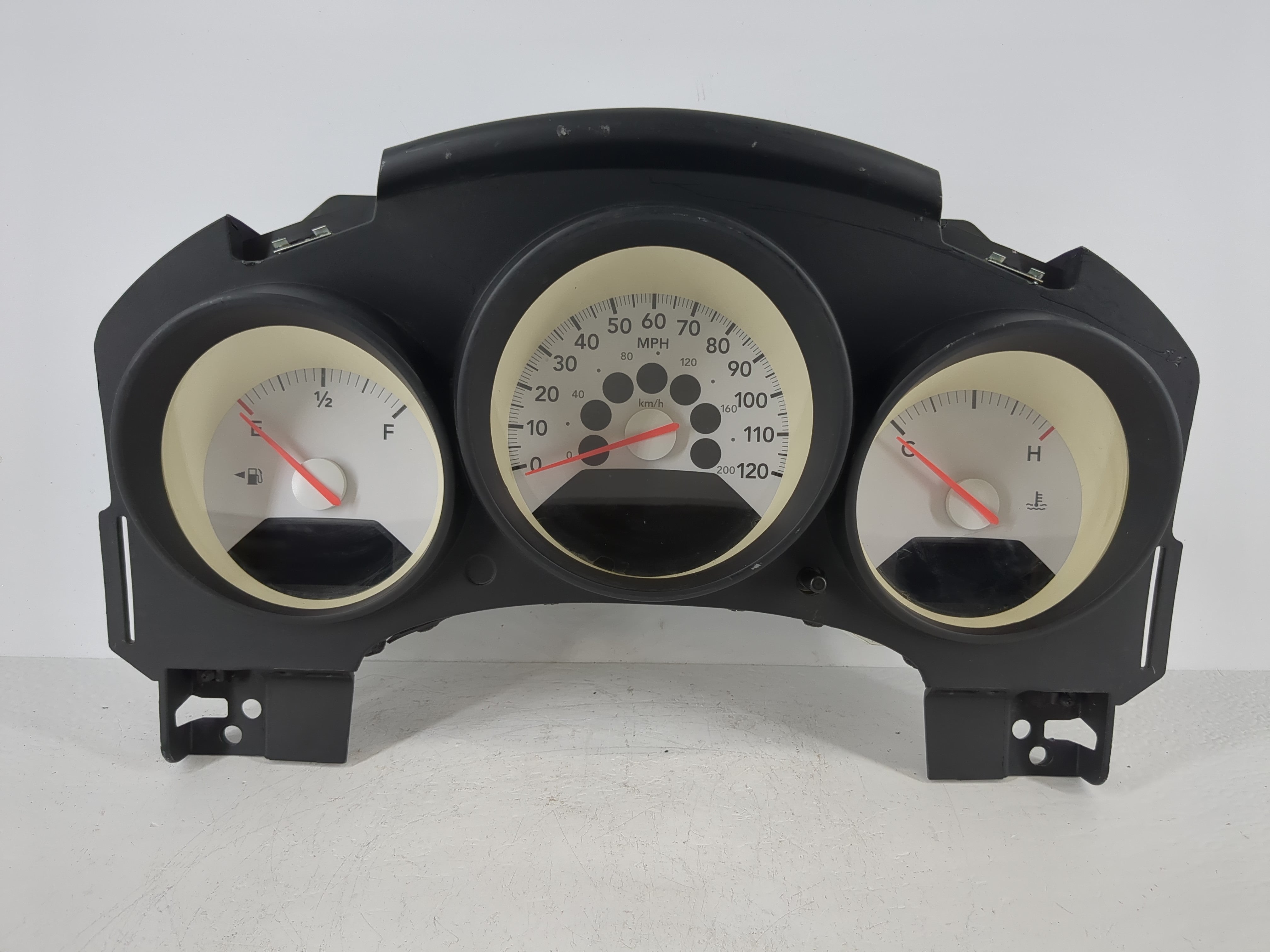 2007-2008 Dodge Caliber Instrument Cluster Speedometer Gauges P/N:61472250344C Fits Fits 2007 2008 OEM Used Auto Parts - Oemusedautoparts1.com
