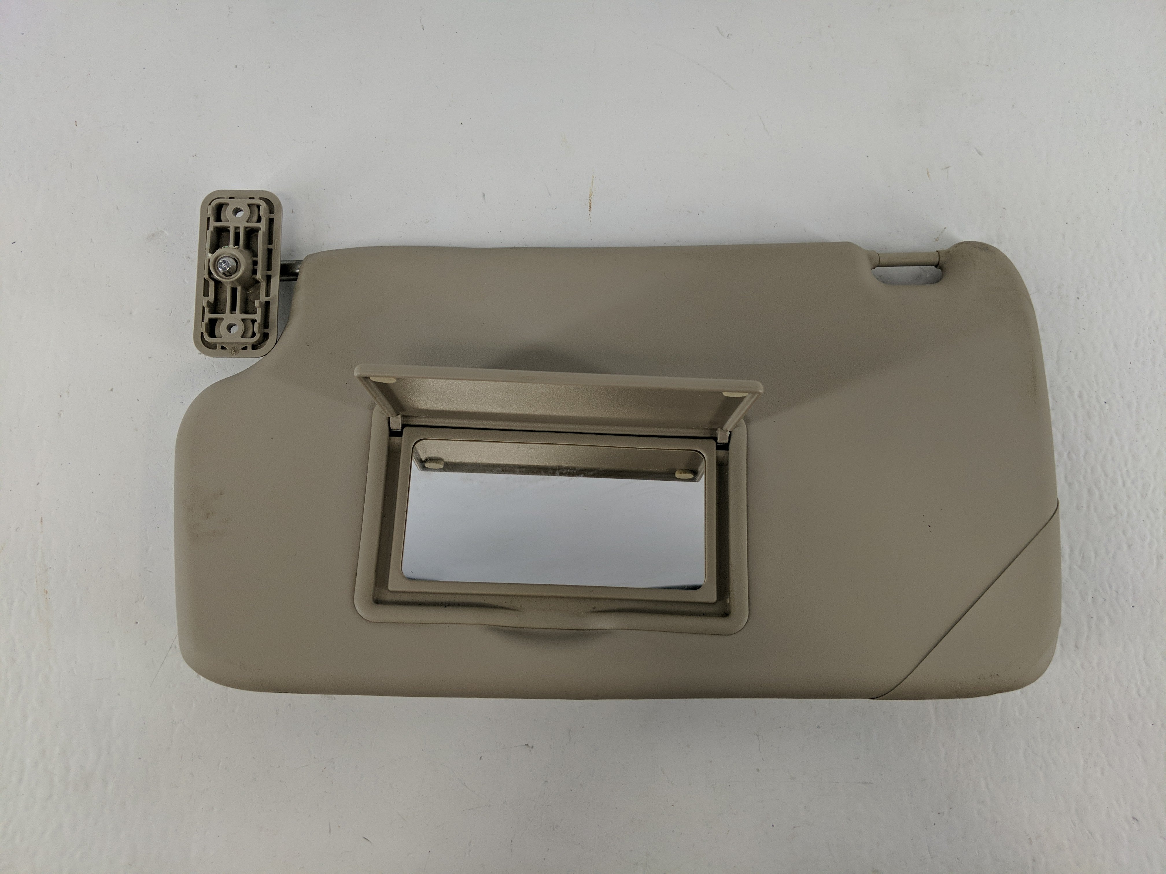 2011-2019 Ford Fiesta Sun Visor Shade Replacement Driver Left Mirror Fits Fits 2011 2012 2013 2014 2015 2016 2017 2018 2019 OEM Used Auto Parts - Oemusedautoparts1.com