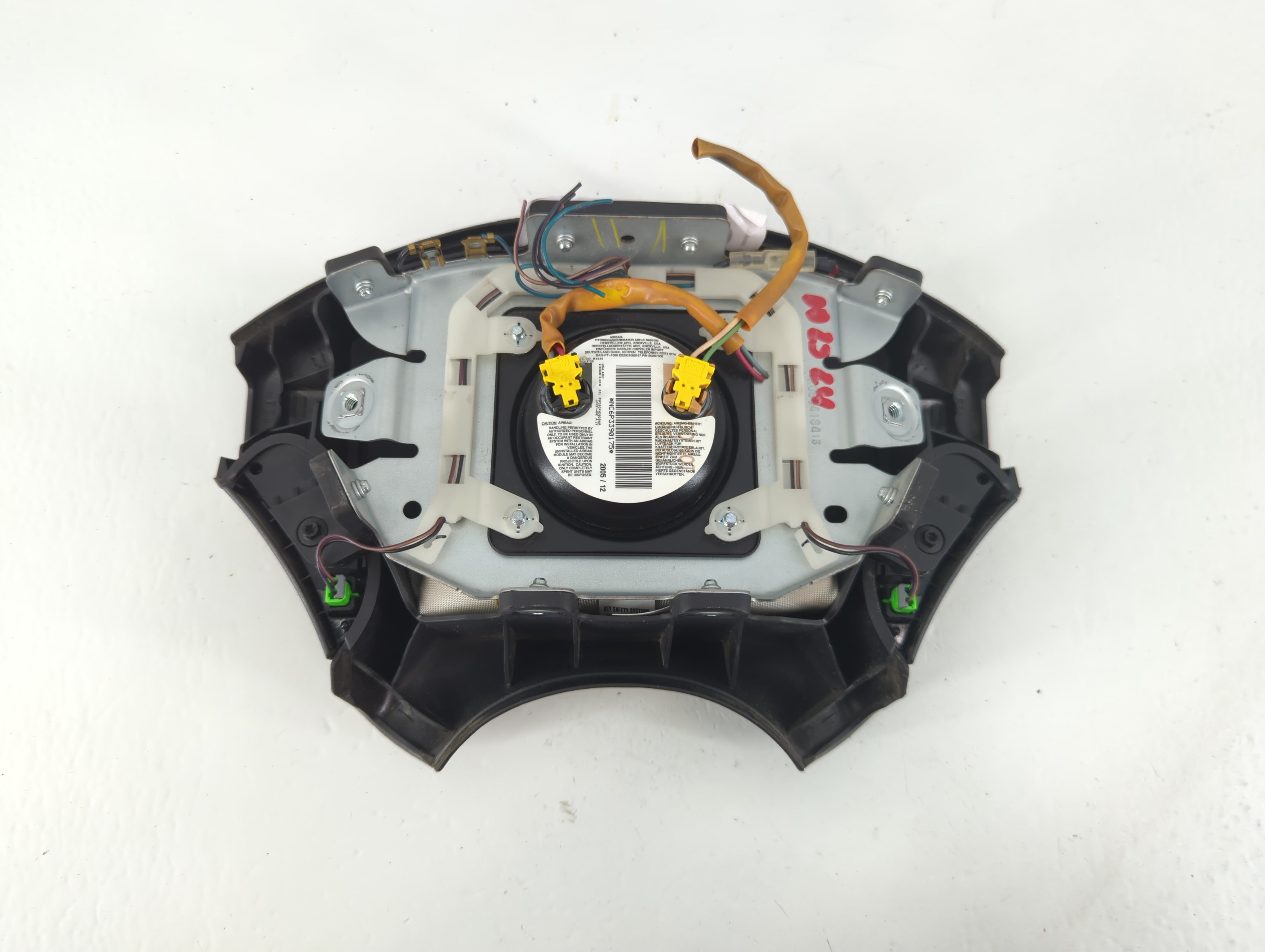 2006 Dodge Caravan Air Bag Driver Left Steering Wheel Mounted P/N:PW260PH390BAR Fits OEM Used Auto Parts - Oemusedautoparts1.com