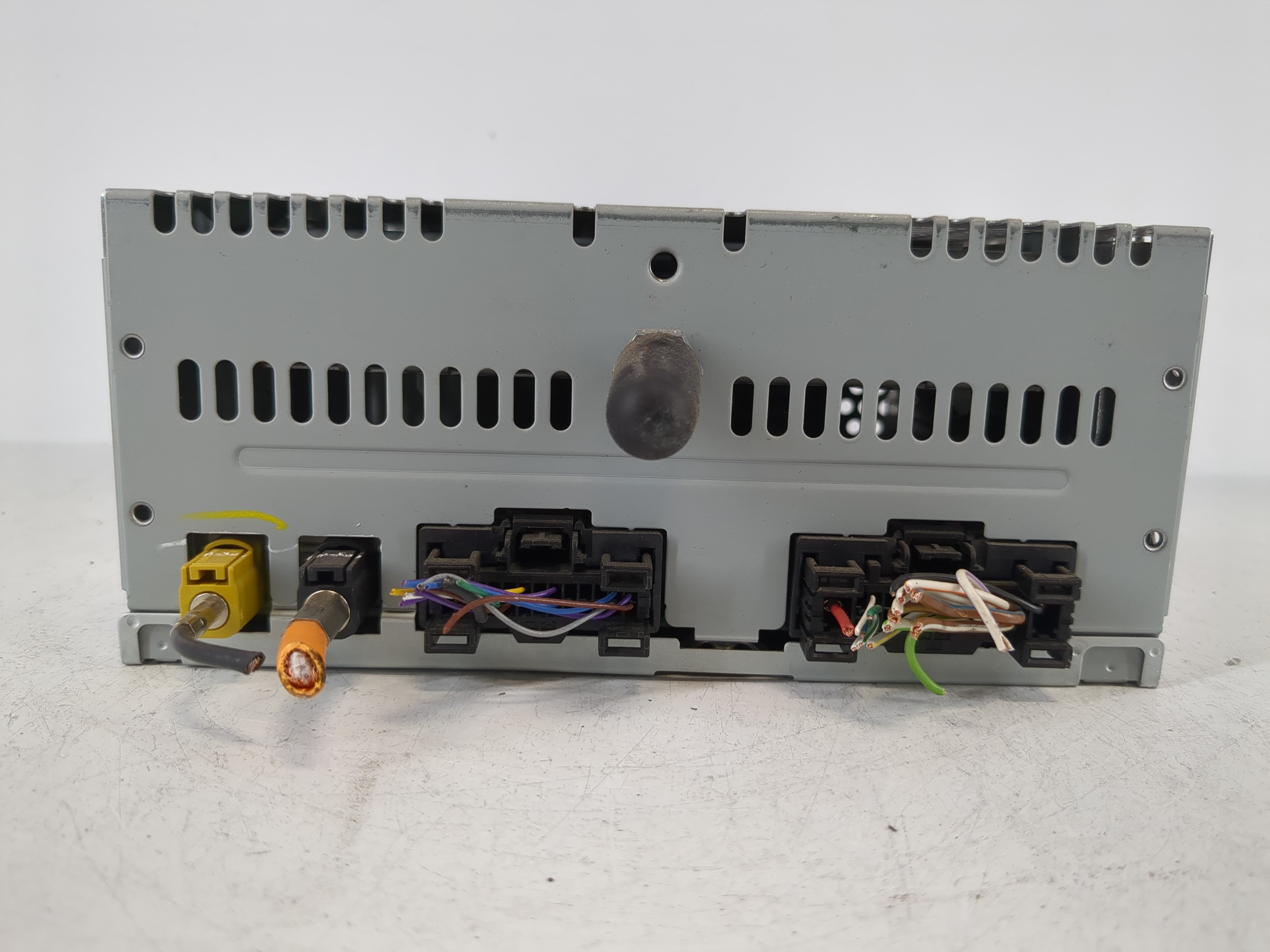 2017-2018 Ford F-150 Radio AM FM Cd Player Receiver Replacement P/N:GL3T-19C107-BA Fits Fits 2017 2018 OEM Used Auto Parts - Oemusedautoparts1.com