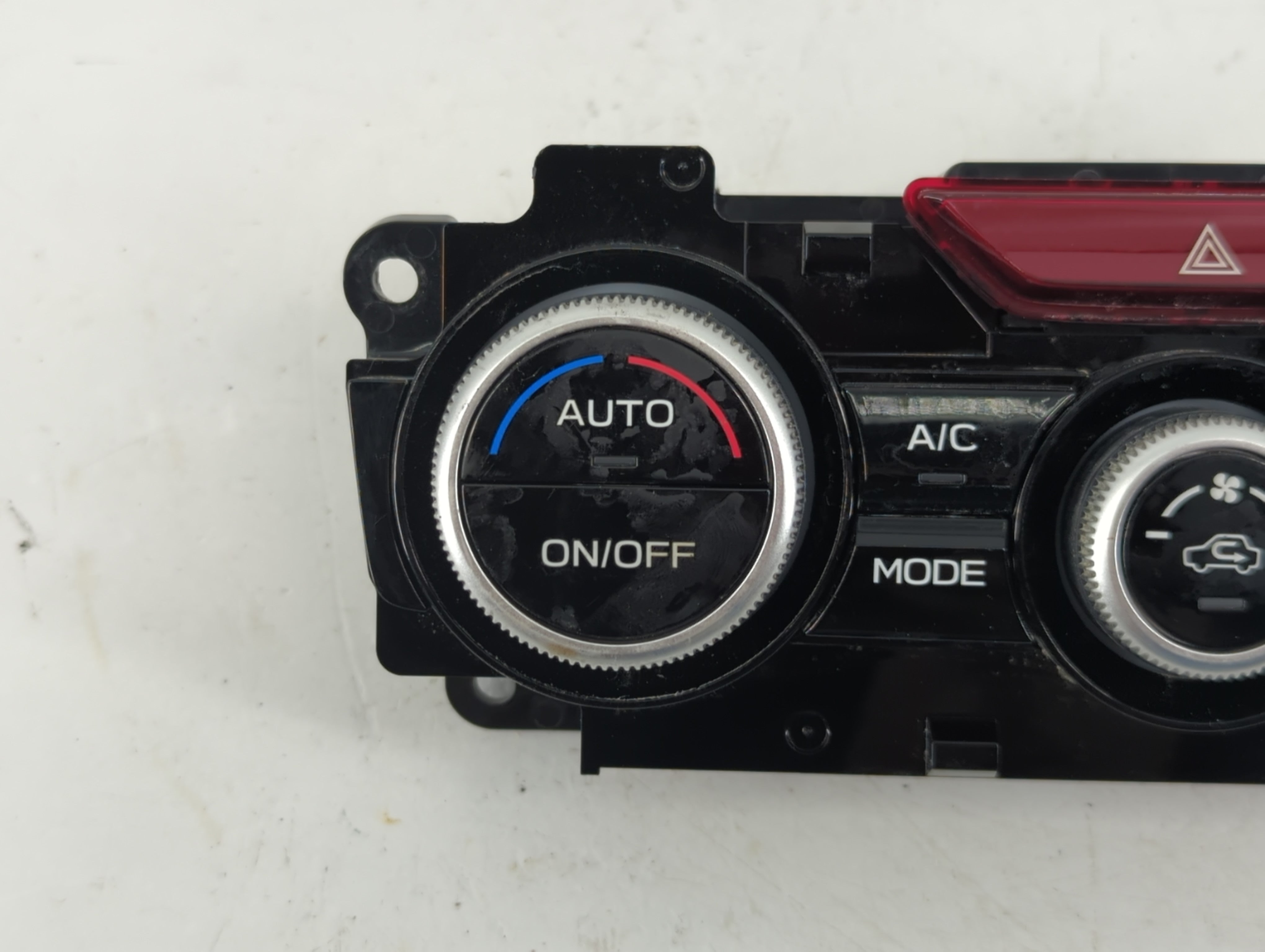 2022 Subaru Forester Climate Control Module Temperature AC/Heater Replacement P/N:72311SJ590 Fits OEM Used Auto Parts - Oemusedautoparts1.com