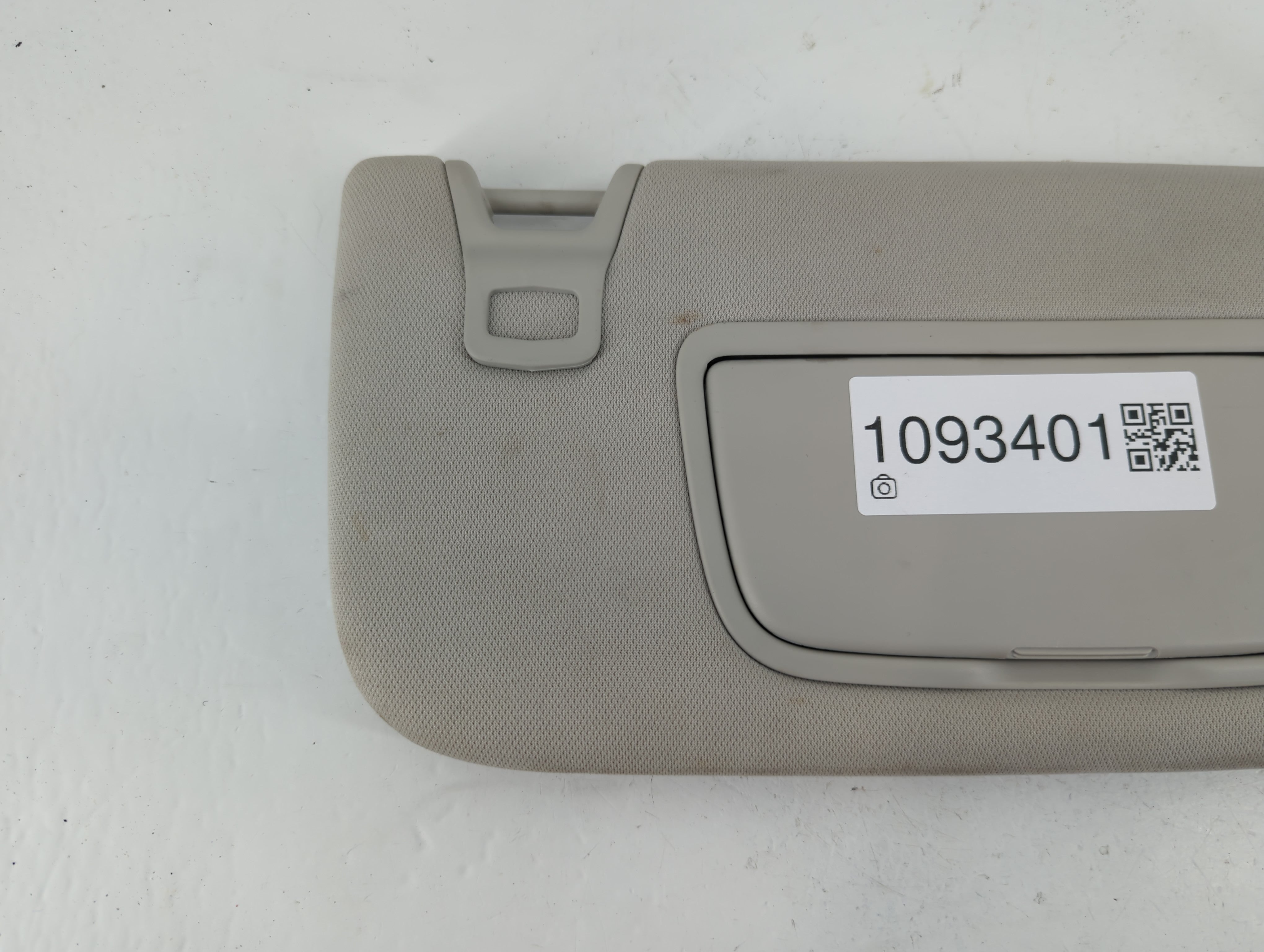2013-2014 Ford Fusion Sun Visor Shade Replacement Passenger Right Mirror Fits Fits 2013 2014 OEM Used Auto Parts - Oemusedautoparts1.com