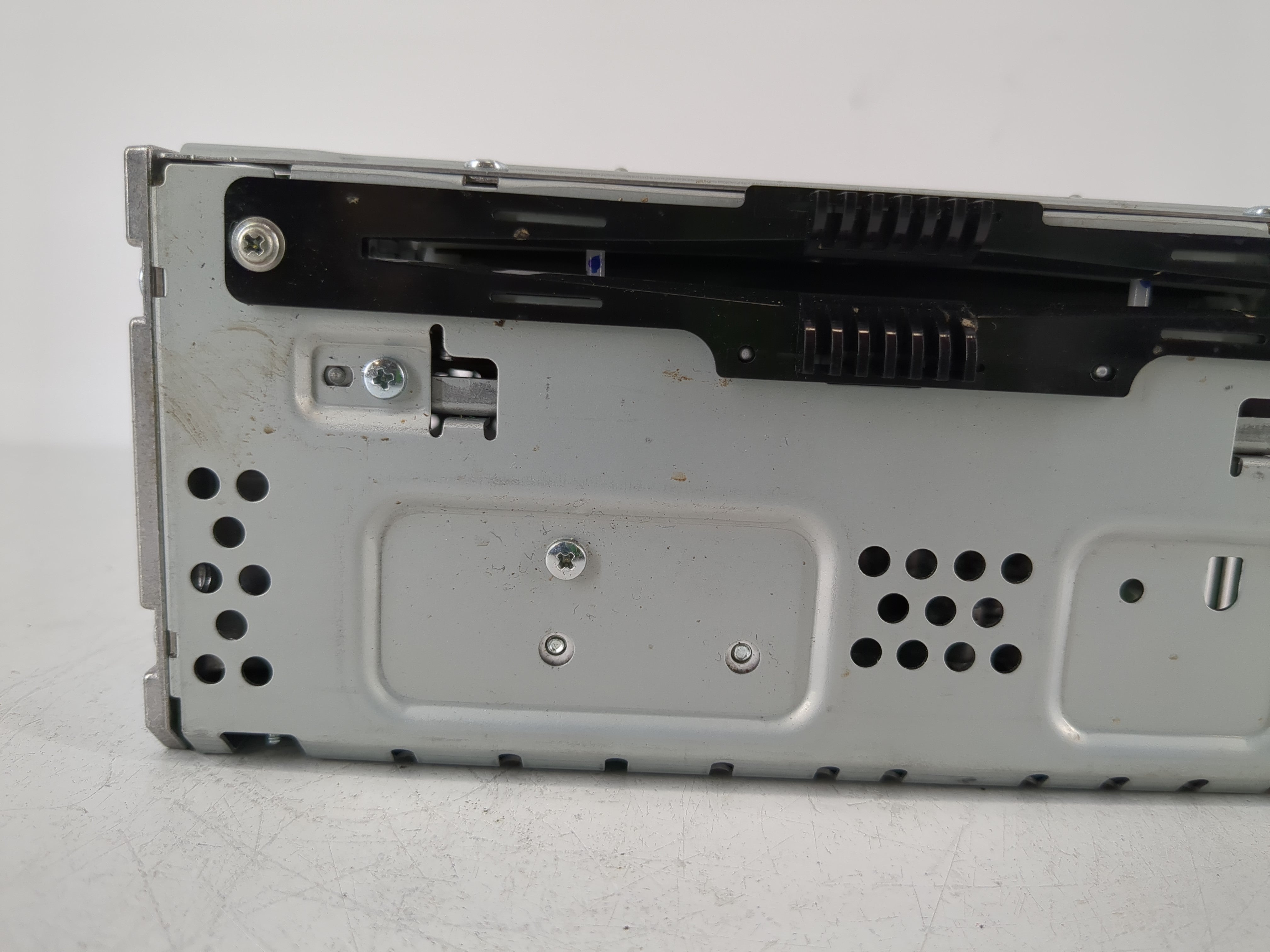 2015 Ford Edge Radio AM FM Cd Player Receiver Replacement P/N:FT4T-19C107-AE Fits OEM Used Auto Parts - Oemusedautoparts1.com