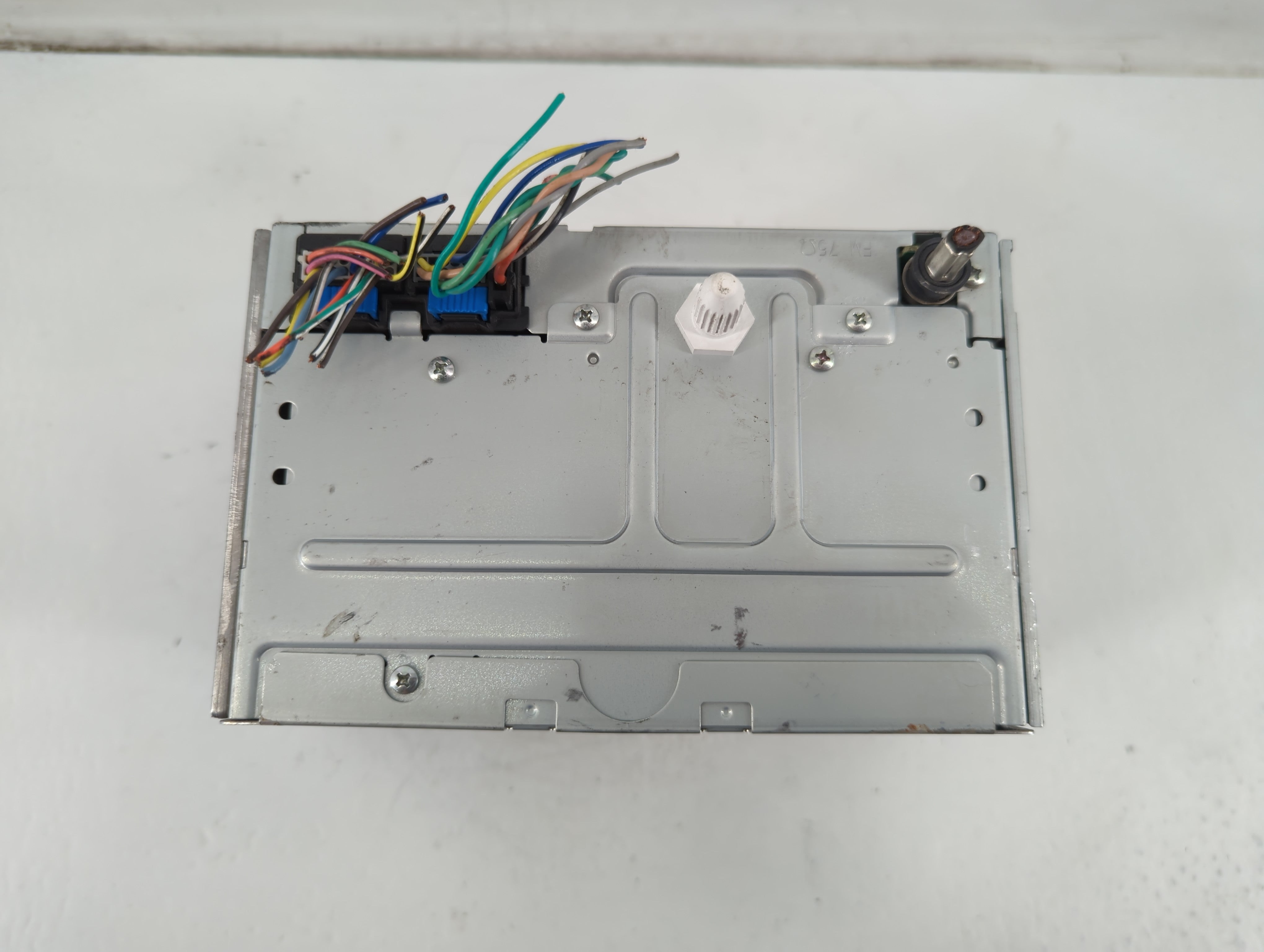 2006-2007 Saturn Vue Radio AM FM Cd Player Receiver Replacement P/N:15790418 Fits Fits 2006 2007 OEM Used Auto Parts - Oemusedautoparts1.com