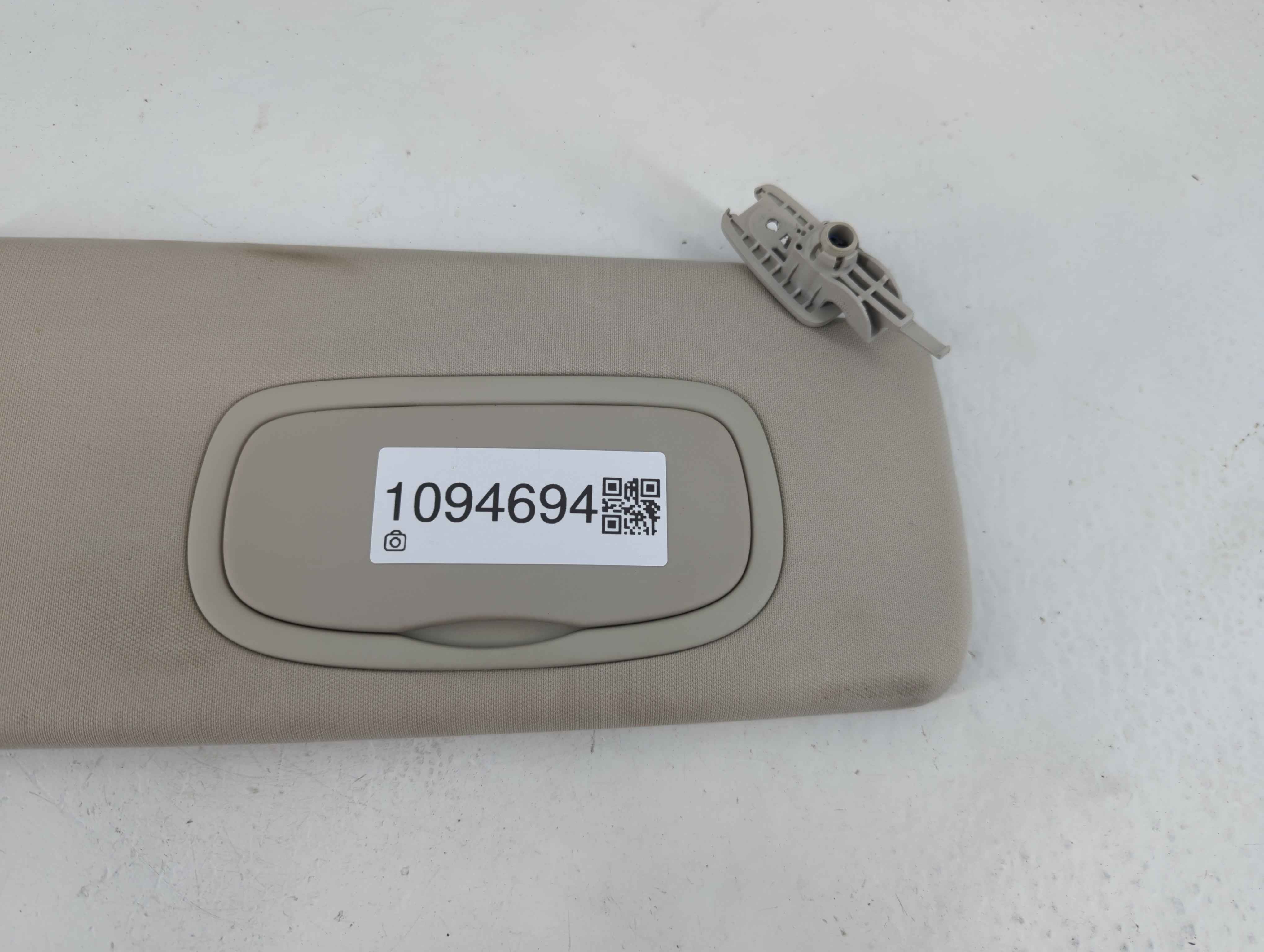2013-2014 Dodge Dart Sun Visor Shade Replacement Passenger Right Mirror Fits Fits 2013 2014 OEM Used Auto Parts - Oemusedautoparts1.com