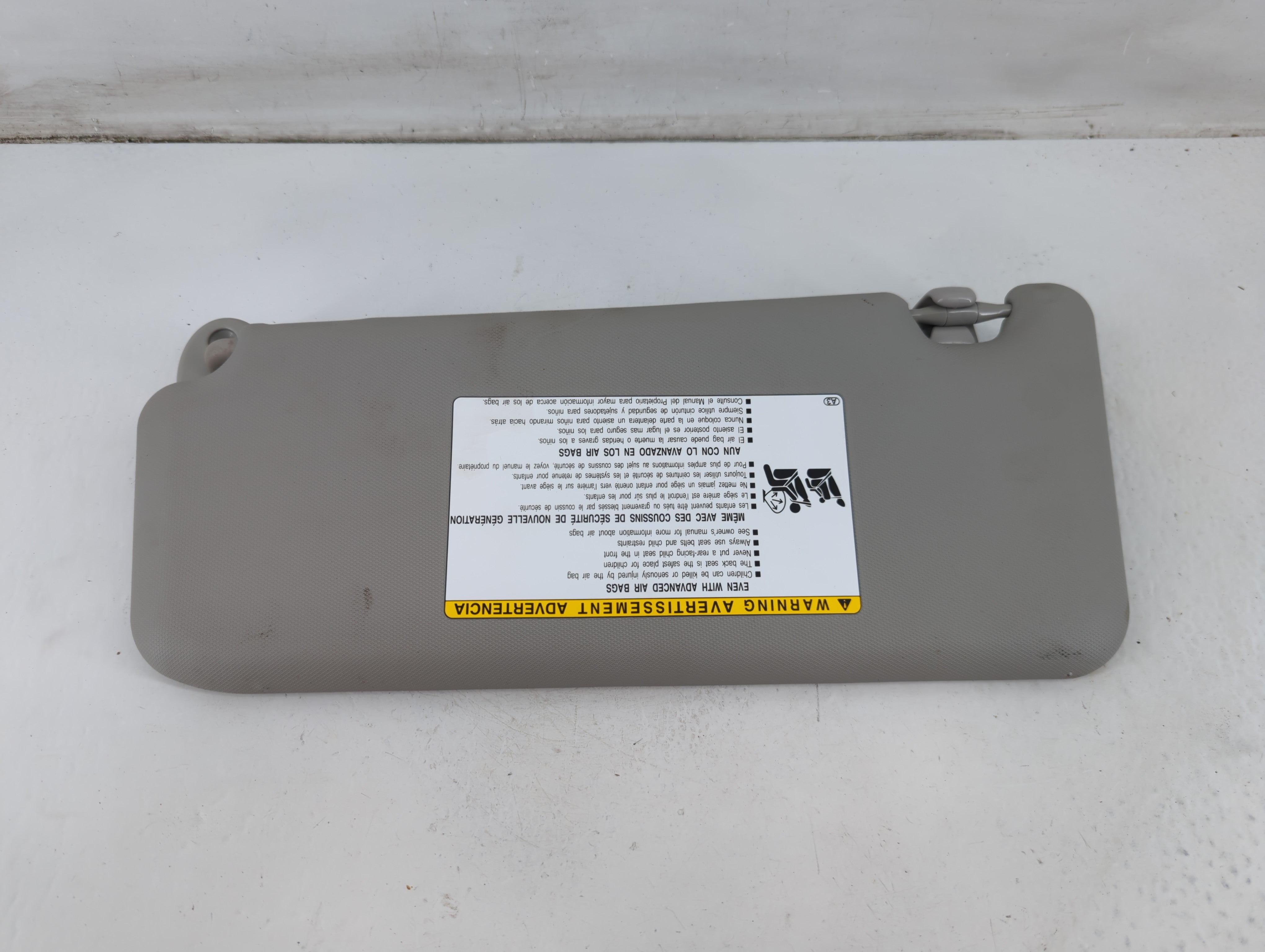 2013-2018 Toyota Rav4 Sun Visor Shade Replacement Passenger Right Mirror Fits Fits 2013 2014 2015 2016 2017 2018 OEM Used Auto Parts - Oemusedautoparts1.com